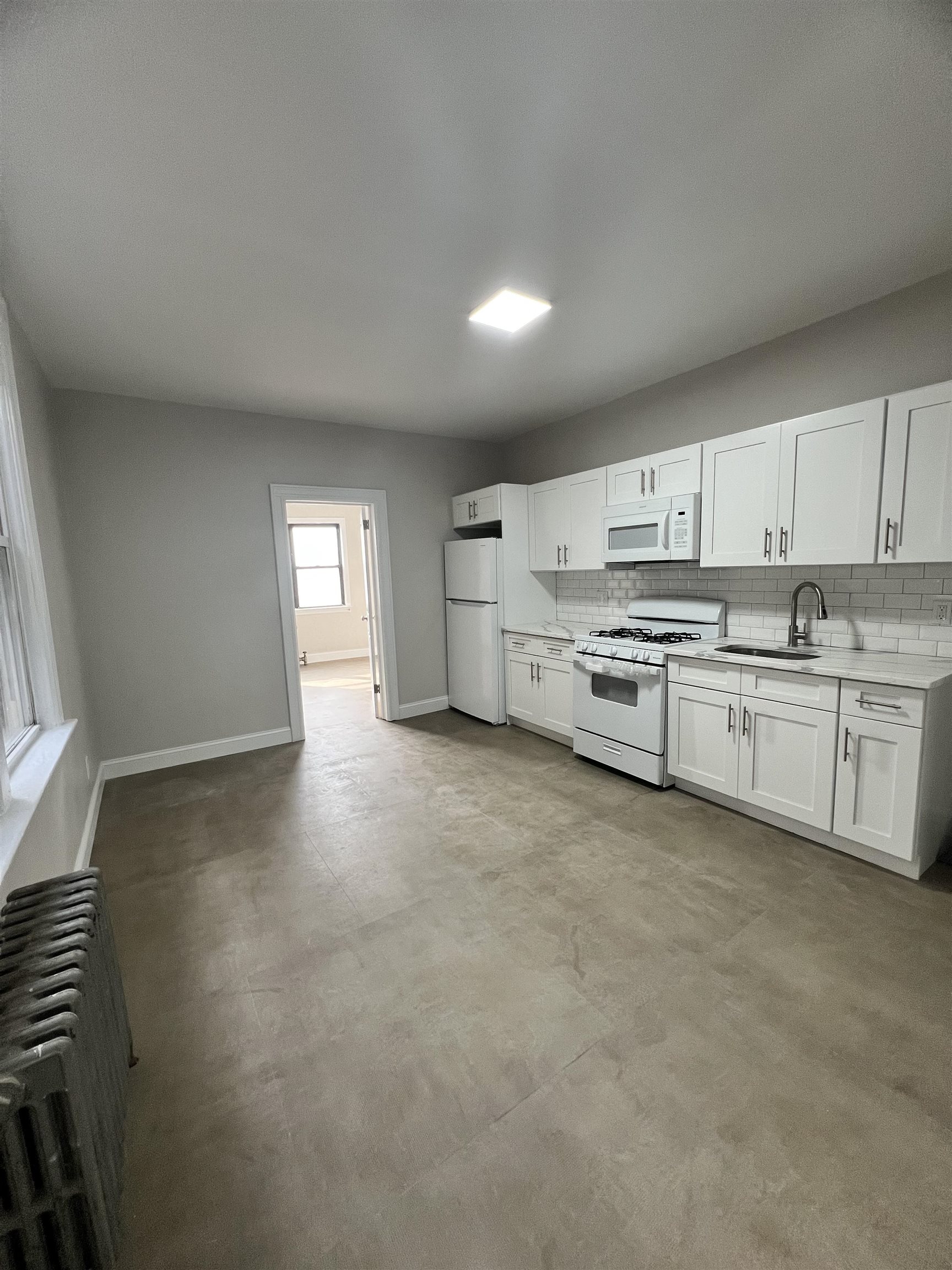 # 250008156 - For Rent in North Bergen NJ