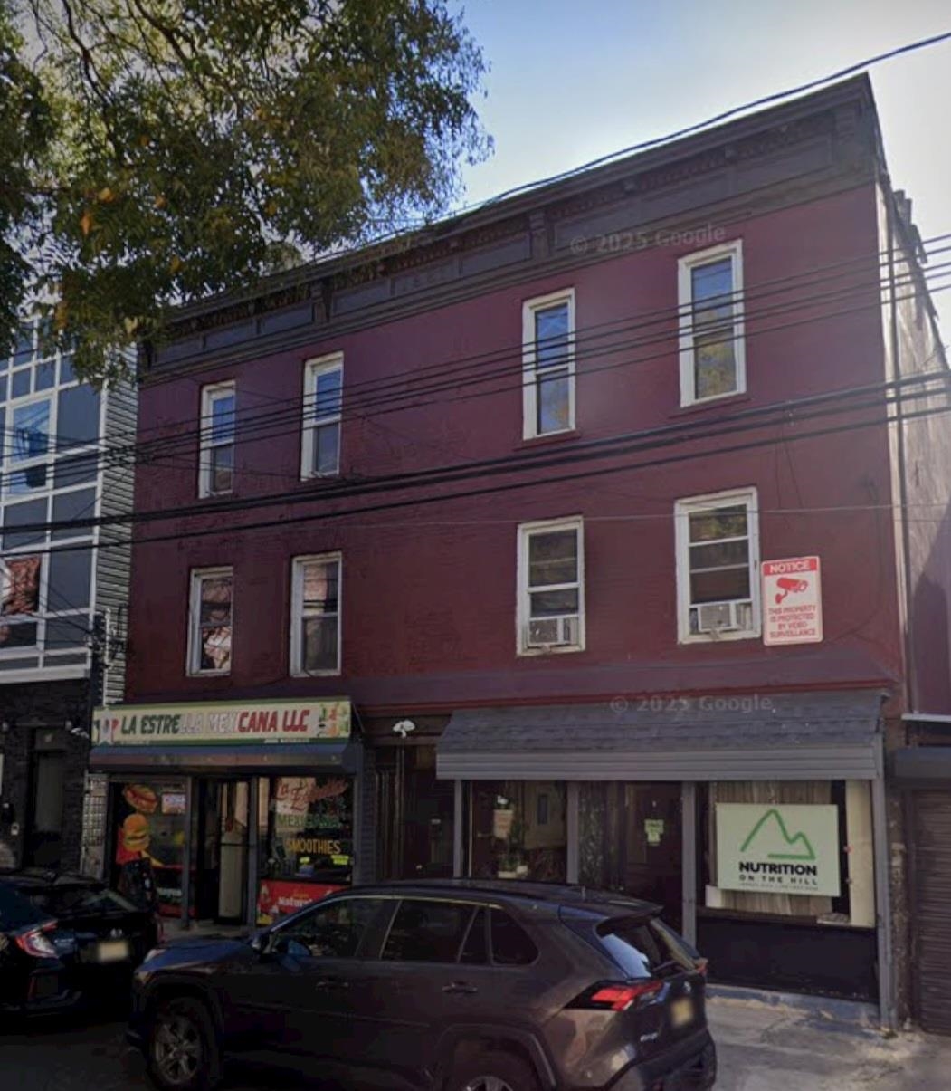 # 250008180 - For Rent in JERSEY CITY - Heights NJ