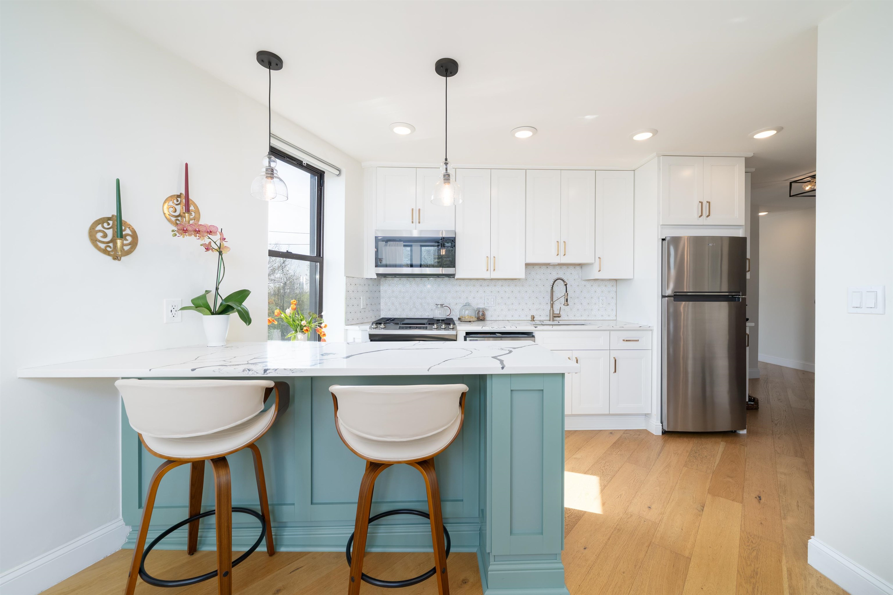 # 250008214 - For Rent in JERSEY CITY - Heights NJ
