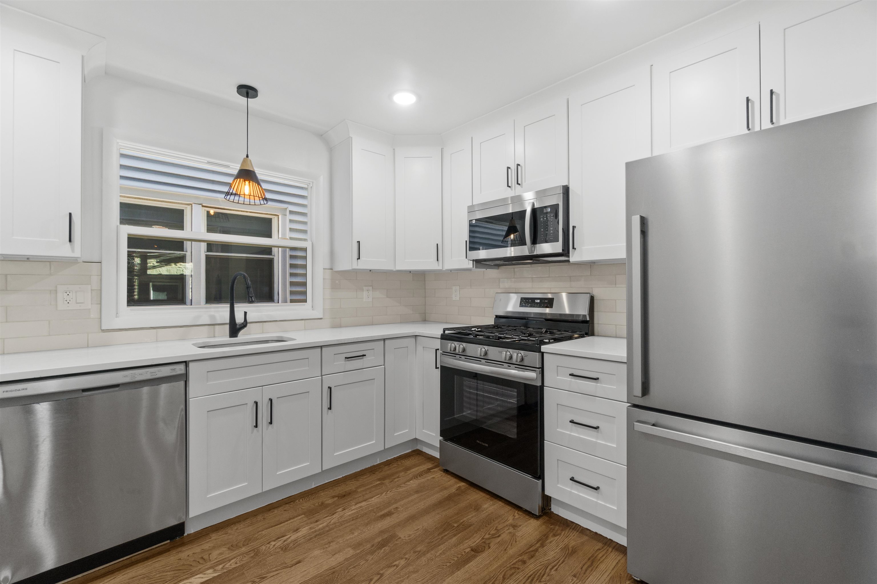 # 250008235 - For Rent in JERSEY CITY - Bergen-Lafayett NJ
