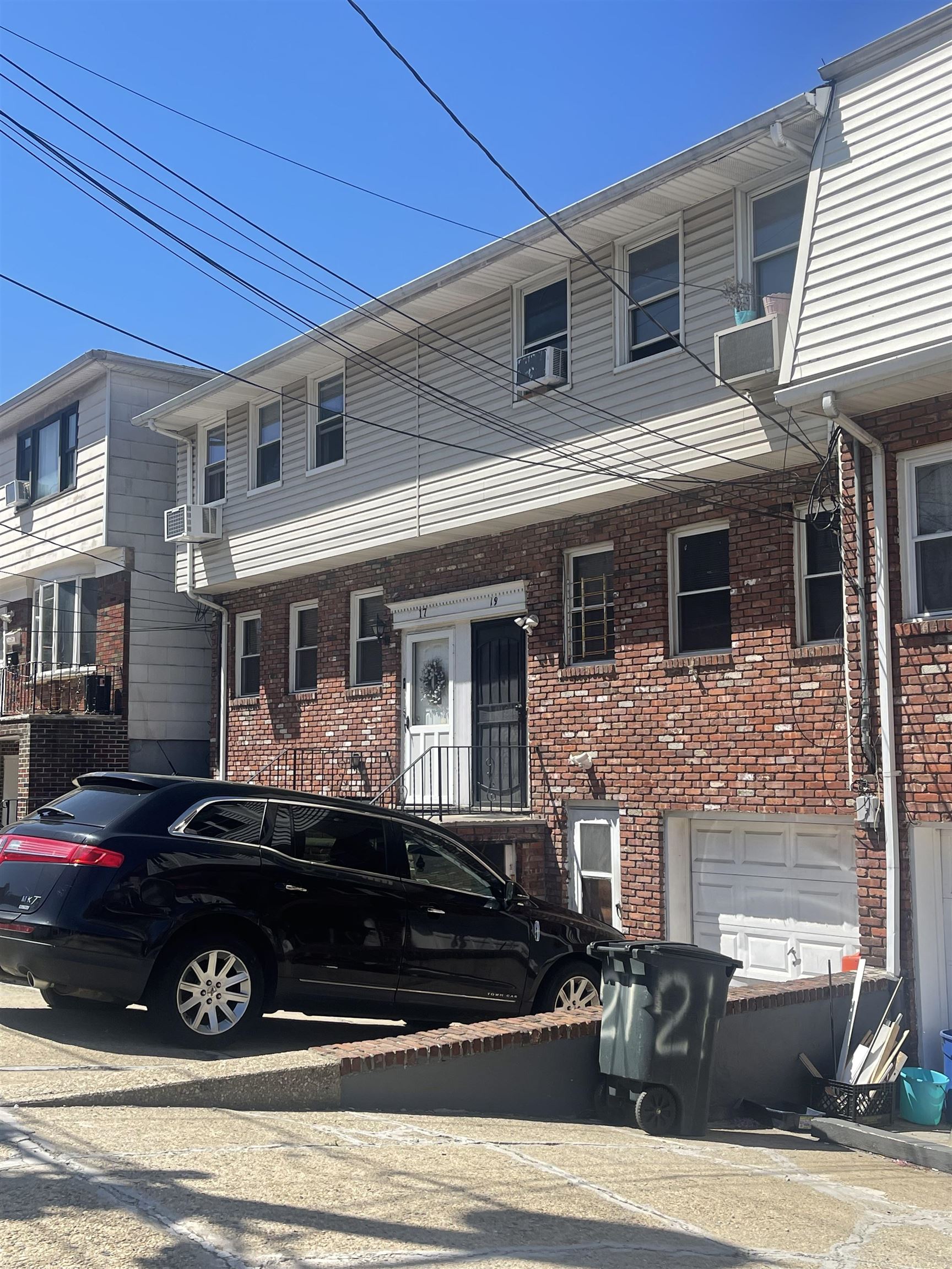 # 250008252 - For Rent in JERSEY CITY - Journal Square NJ