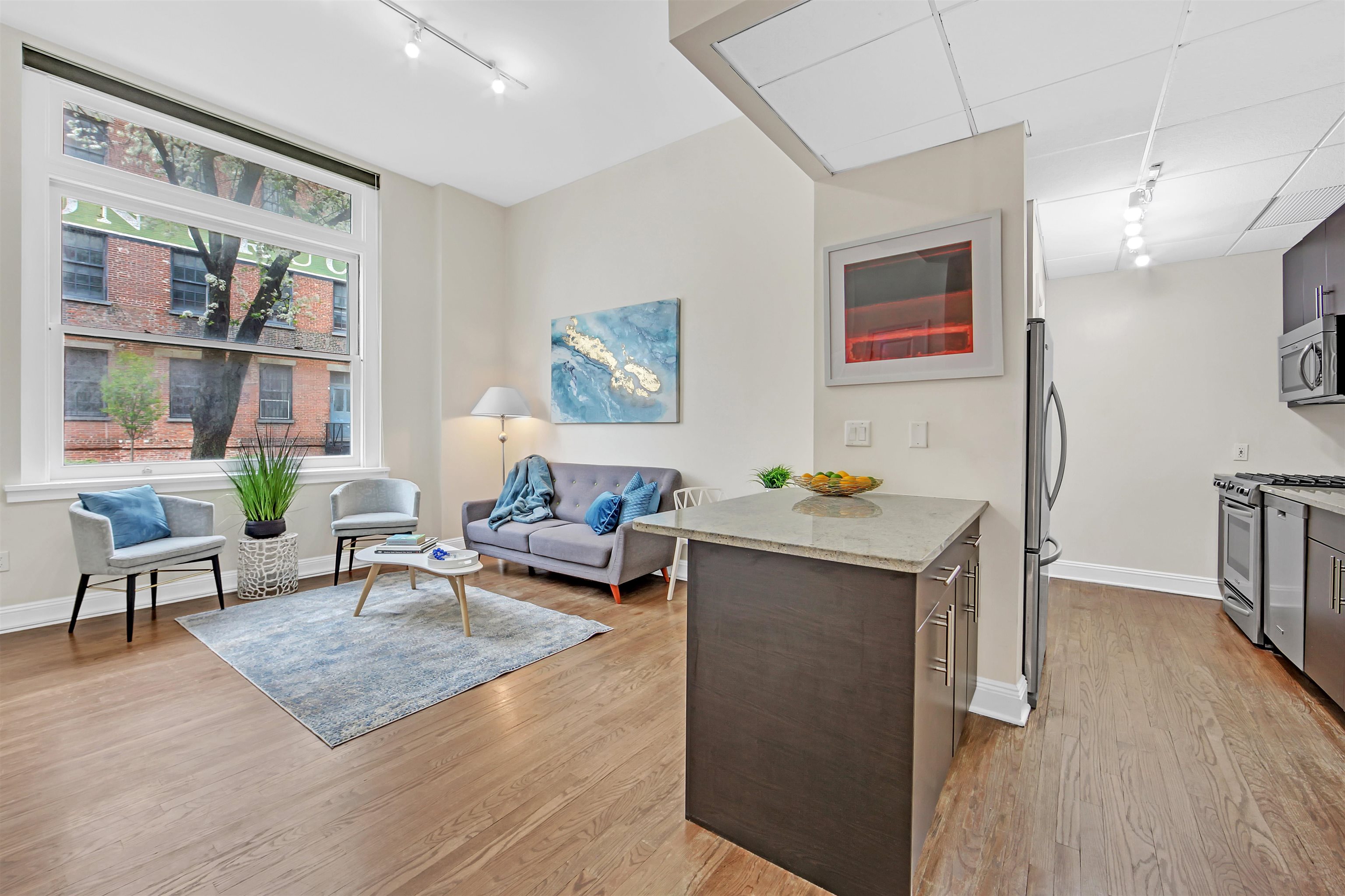 # 250008256 - For Rent in JERSEY CITY - Downtown NJ