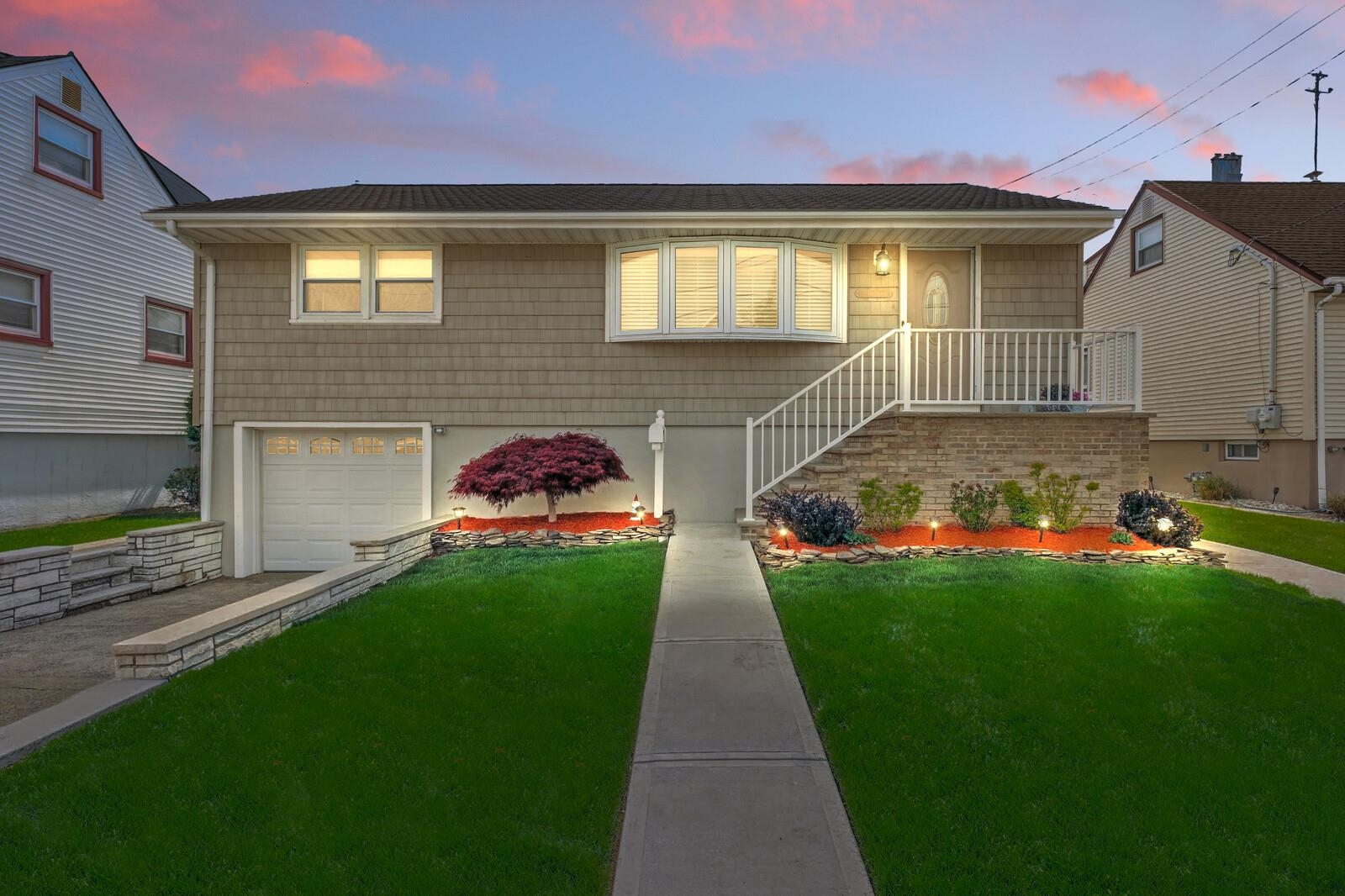 # 250008258 - For Rent in Secaucus NJ