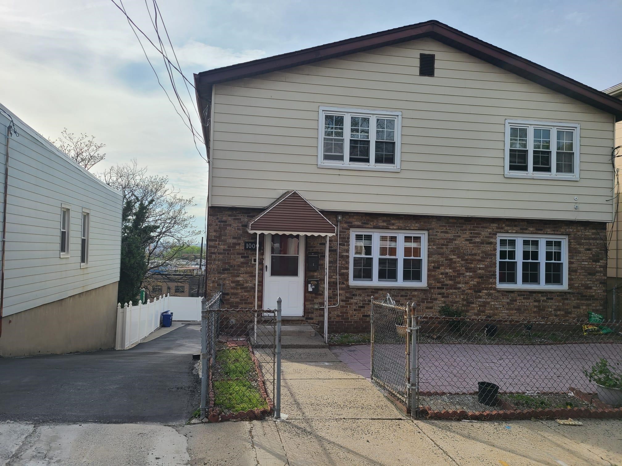 # 250008281 - For Rent in North Bergen NJ