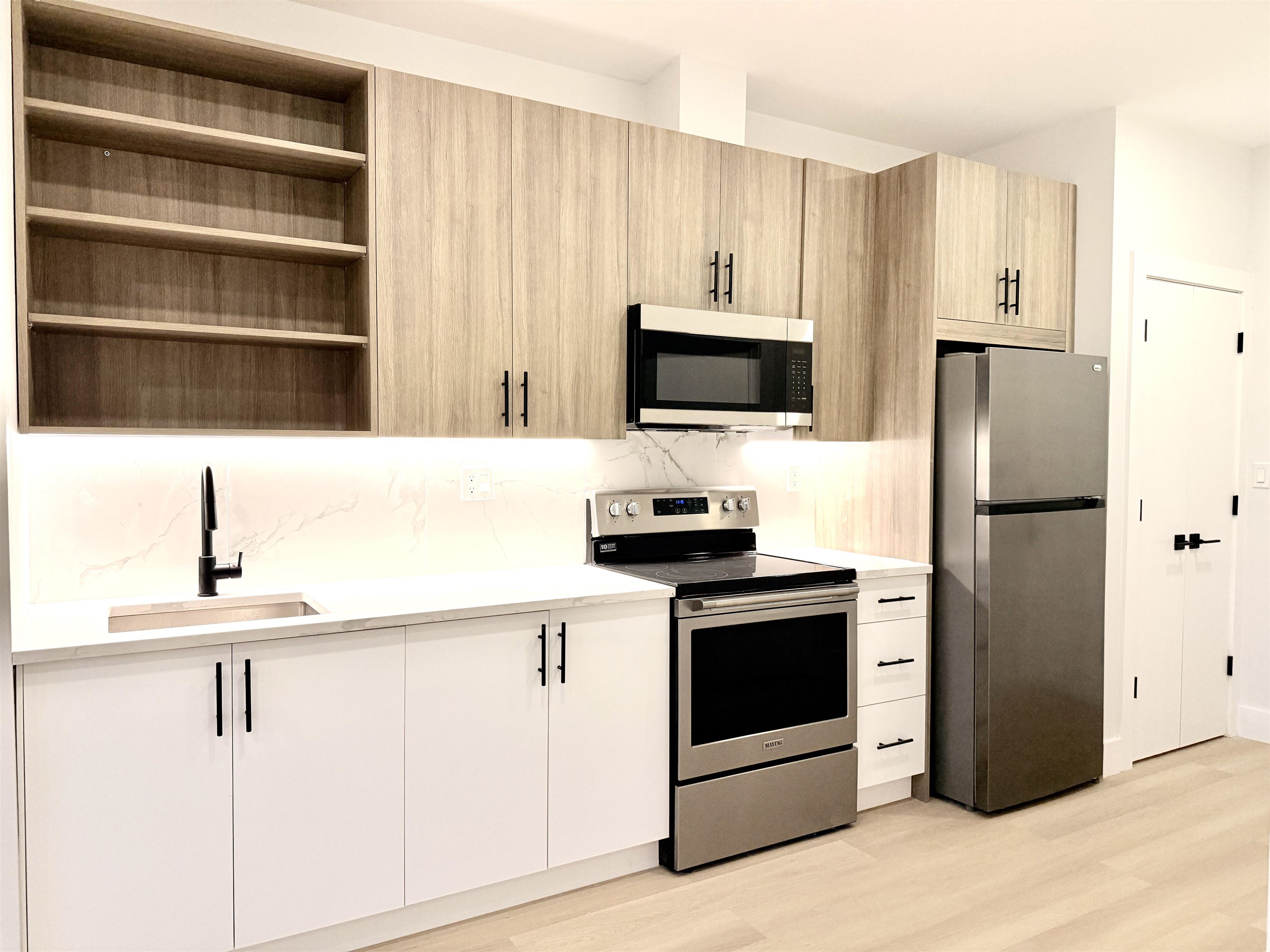 # 250008313 - For Rent in JERSEY CITY - Bergen-Lafayett NJ