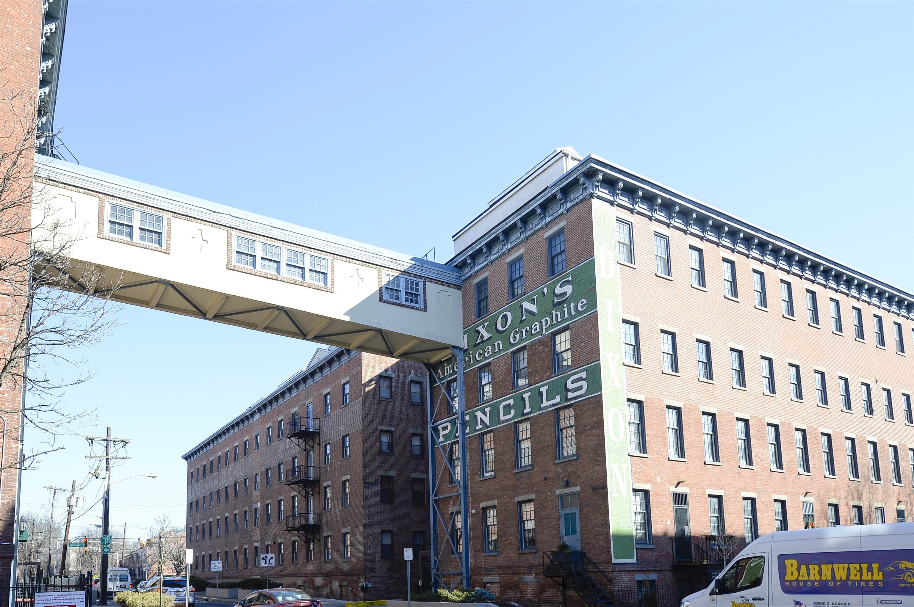 # 250008323 - For Rent in JERSEY CITY - Downtown NJ