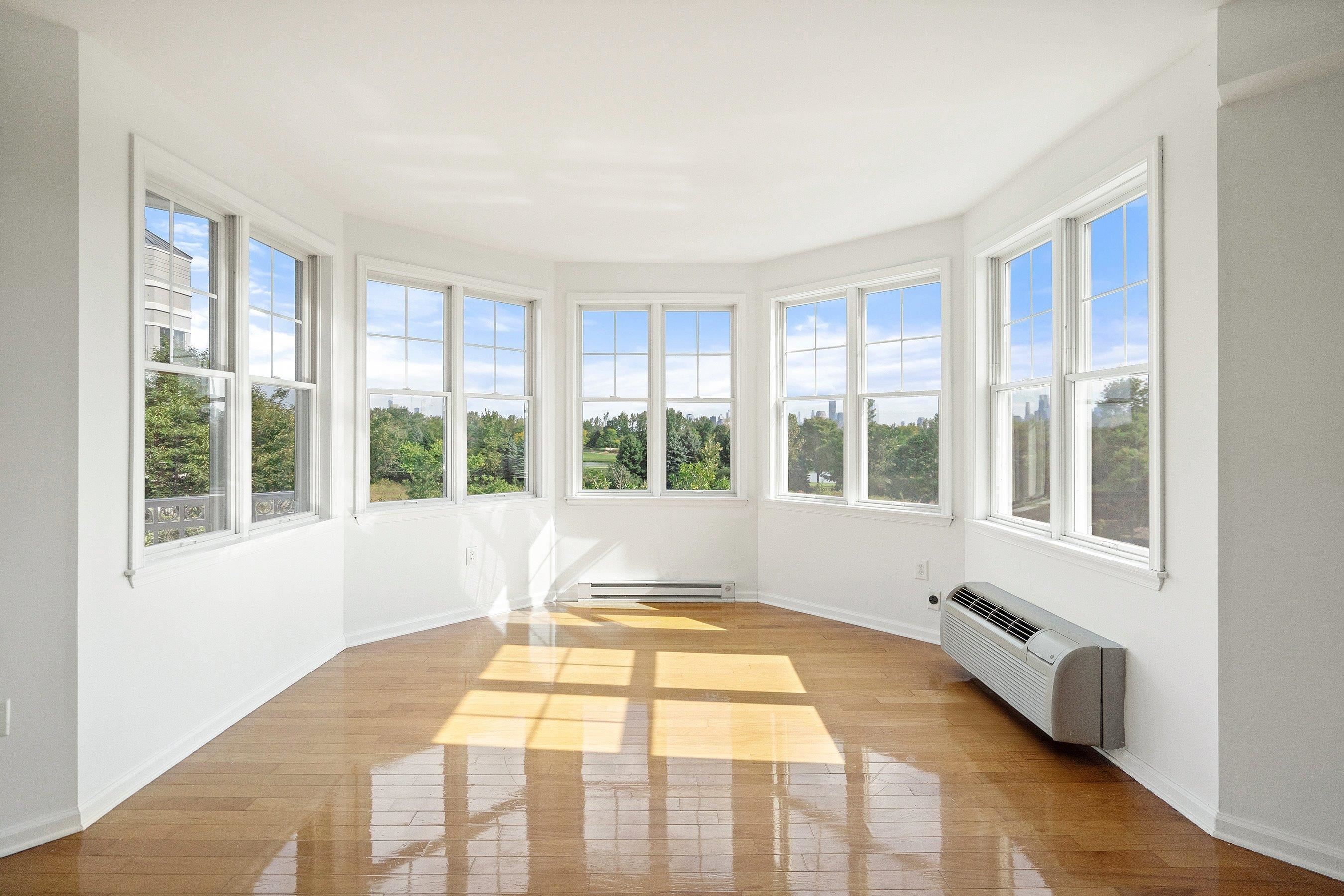 # 250008325 - For Rent in JERSEY CITY - Greenville NJ