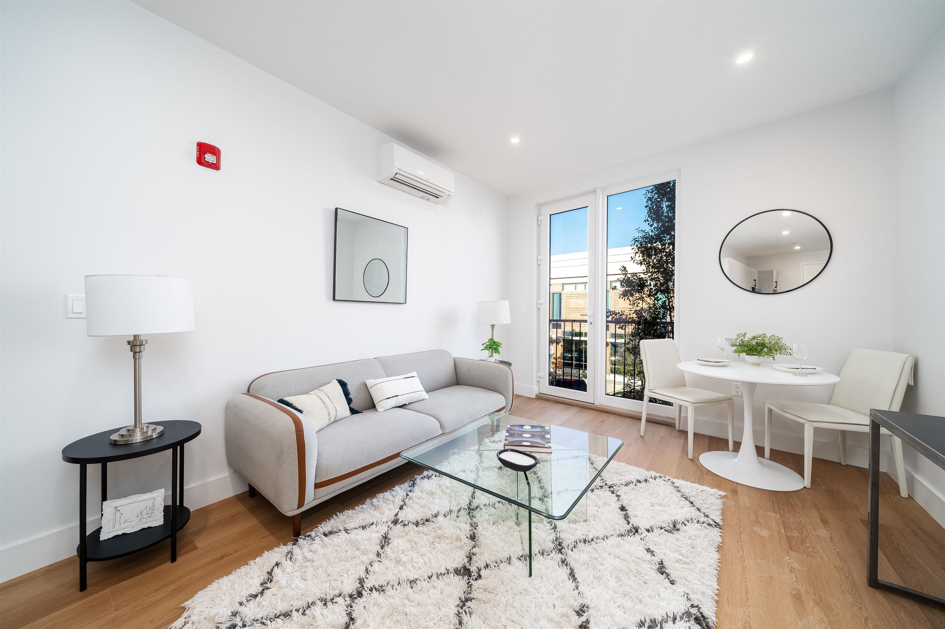 # 250008350 - For Rent in JERSEY CITY - Bergen-Lafayett NJ