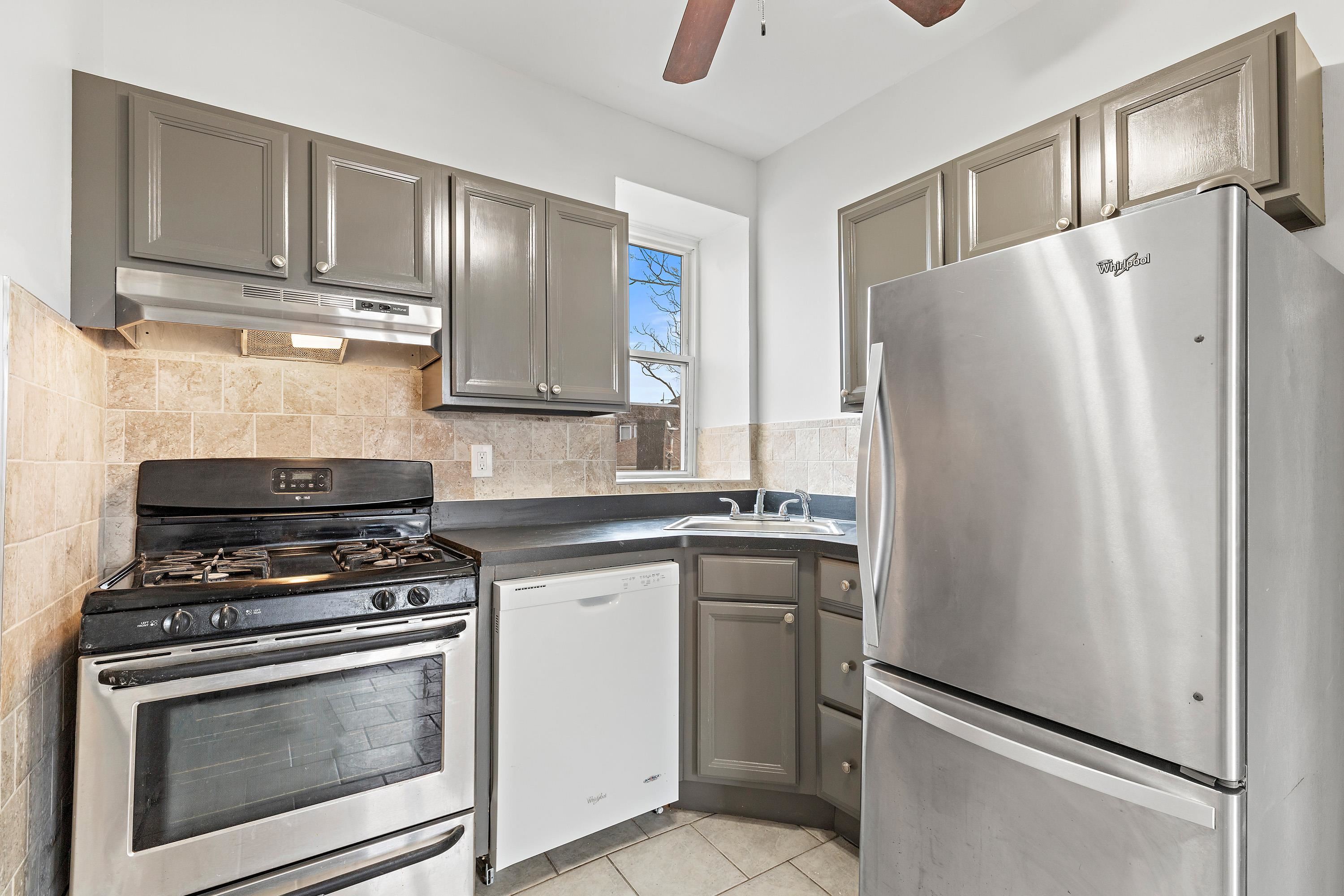 # 250008383 - For Rent in Union City NJ