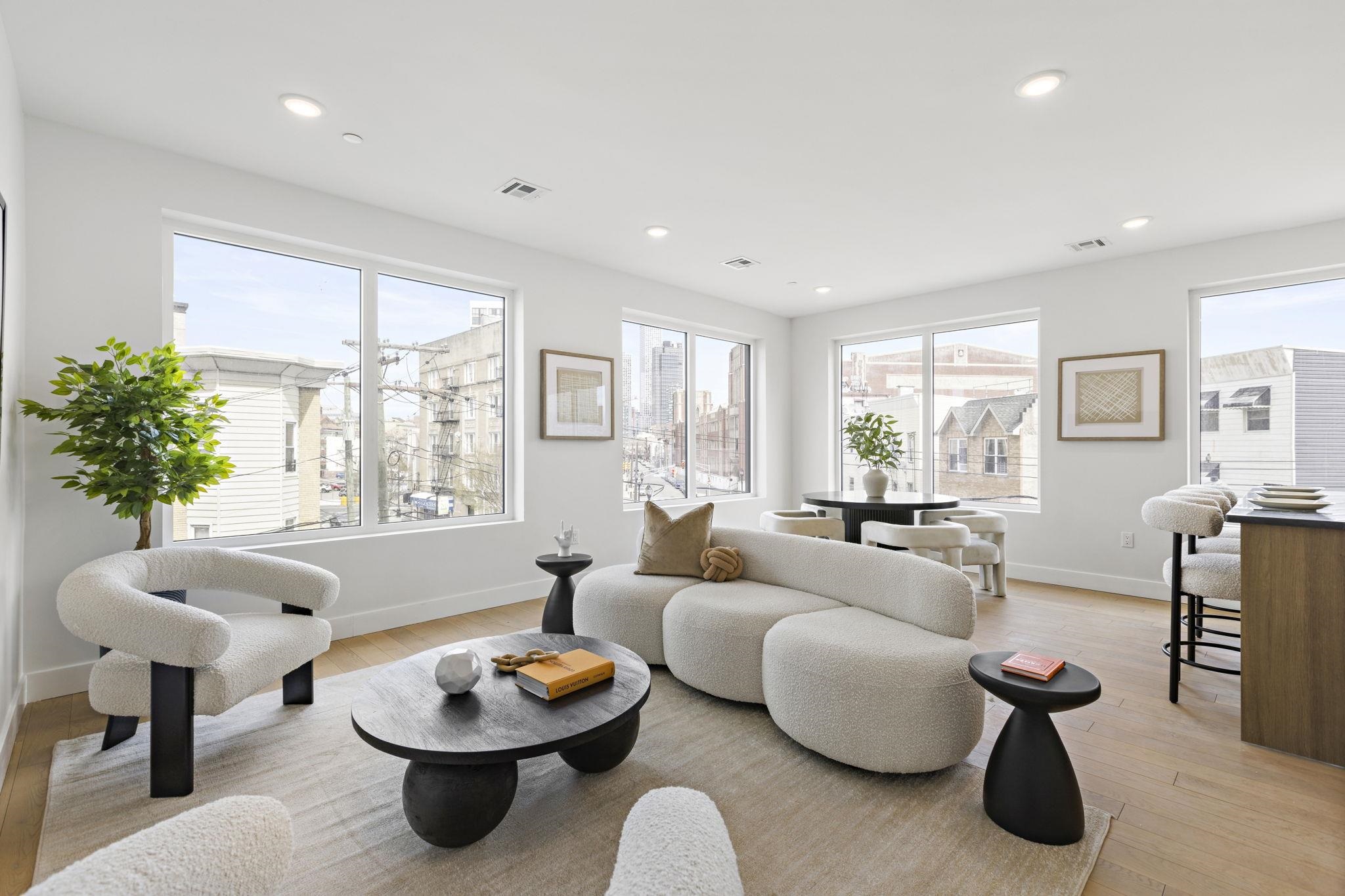 # 250008387 - For Rent in JERSEY CITY - Journal Square NJ