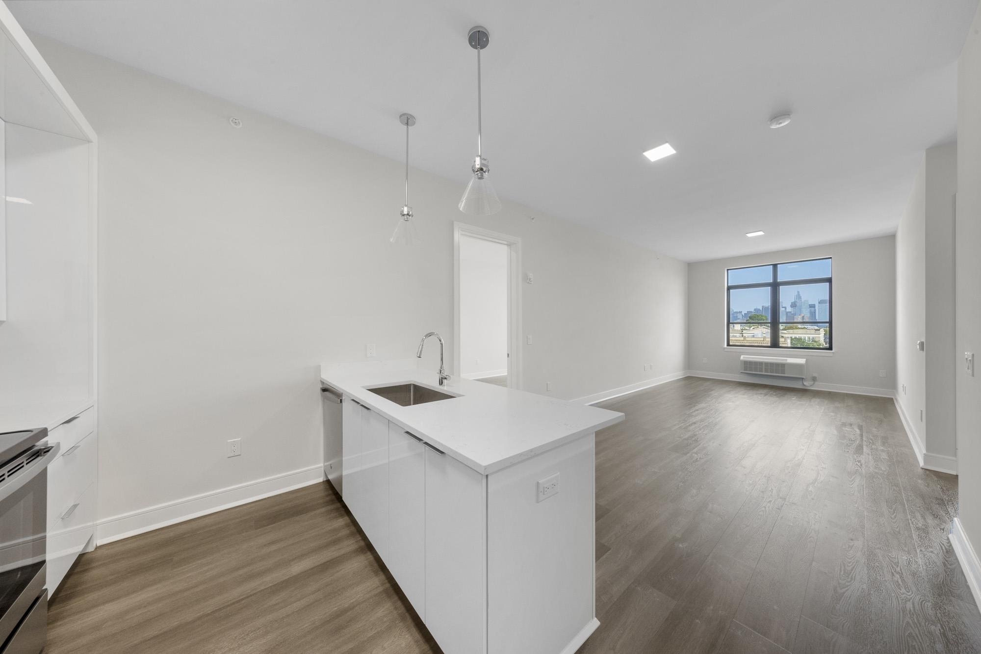 # 250008393 - For Rent in Union City NJ
