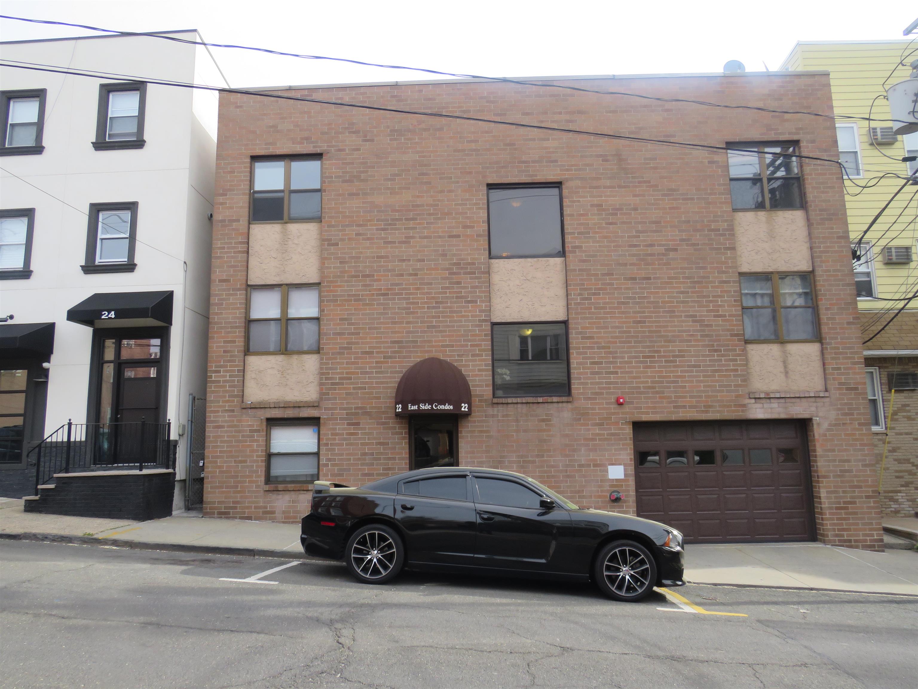 # 250008427 - For Rent in Guttenberg NJ