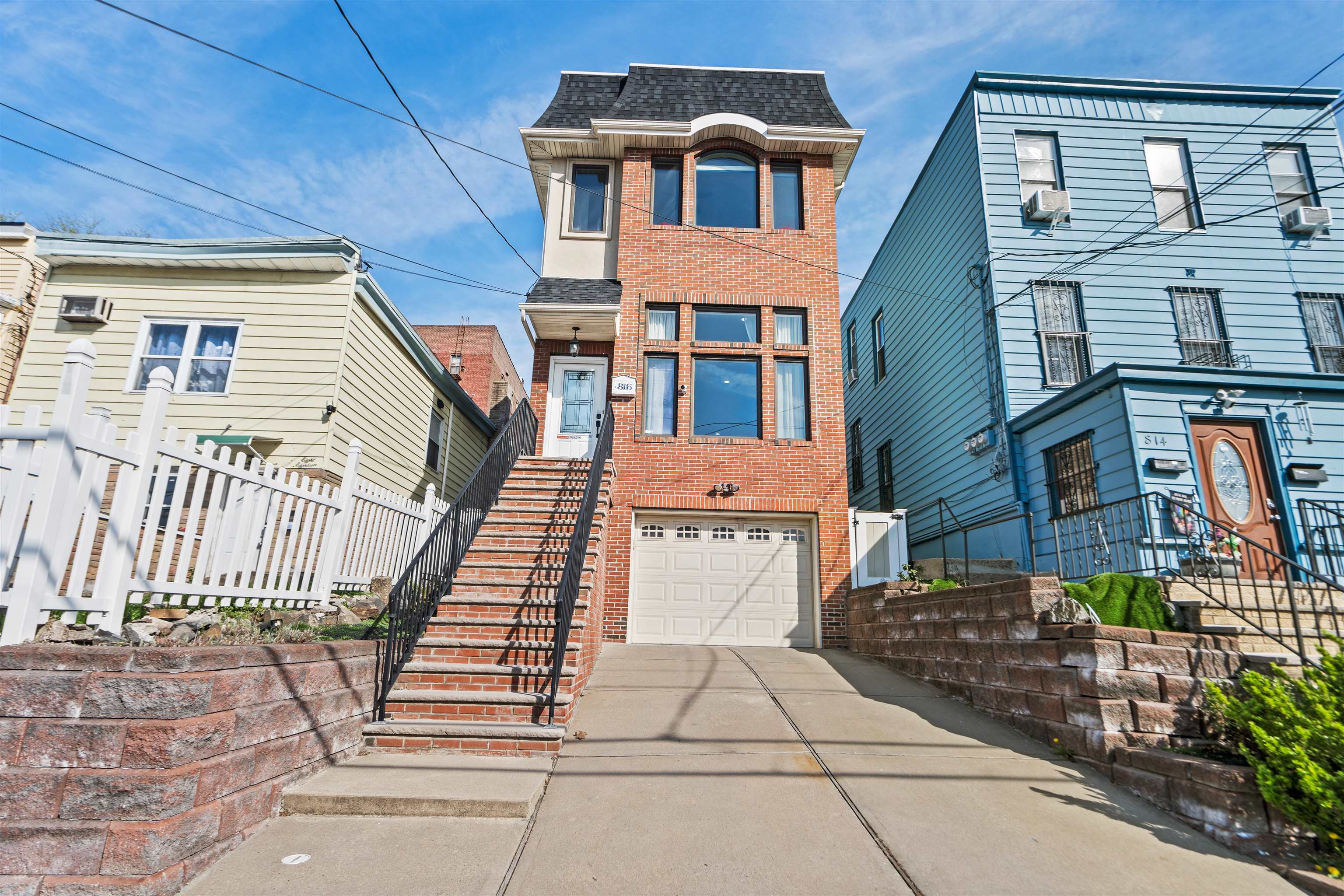 # 250008428 - For Rent in North Bergen NJ