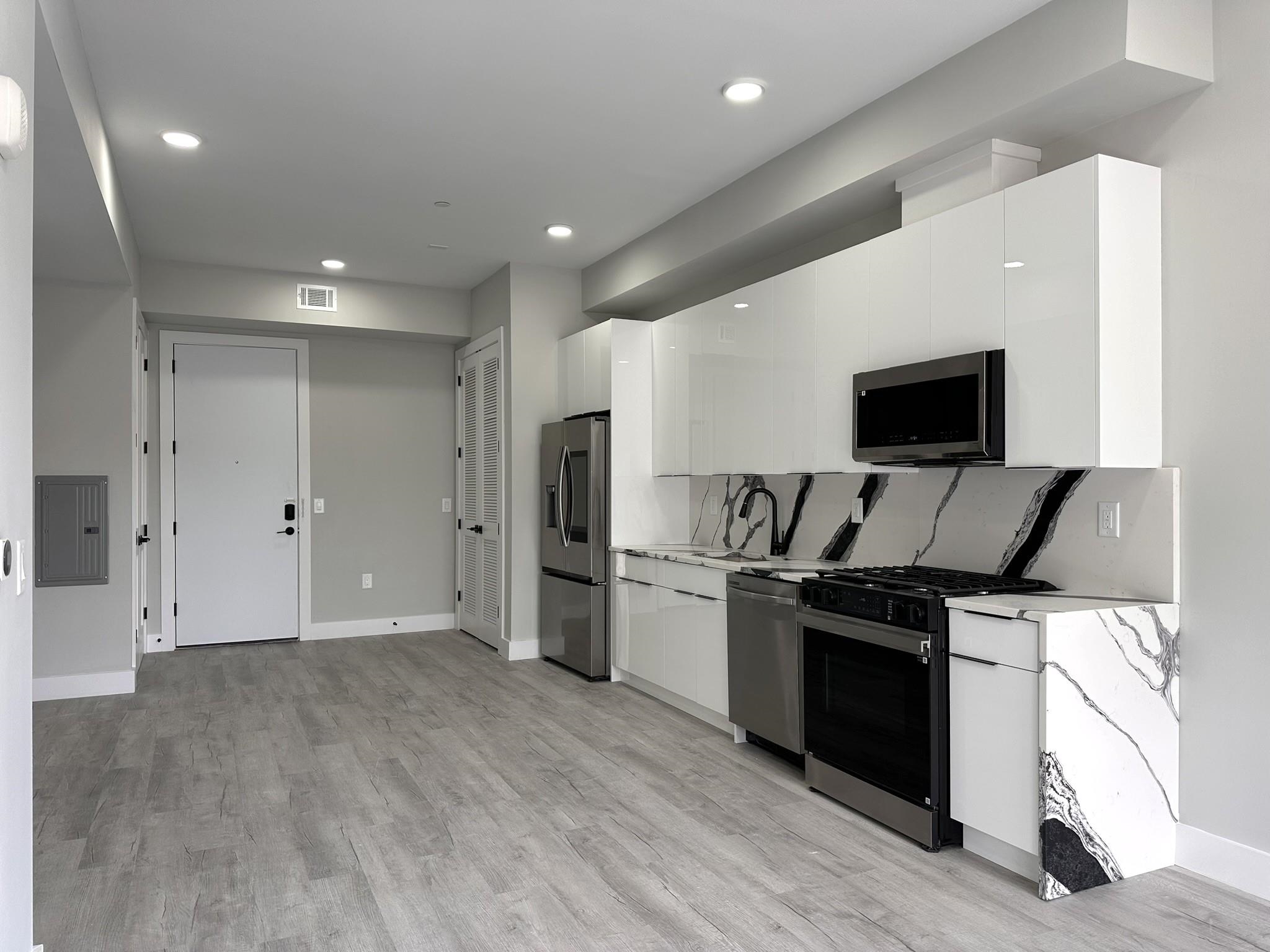 # 250008467 - For Rent in JERSEY CITY - West Bergen NJ