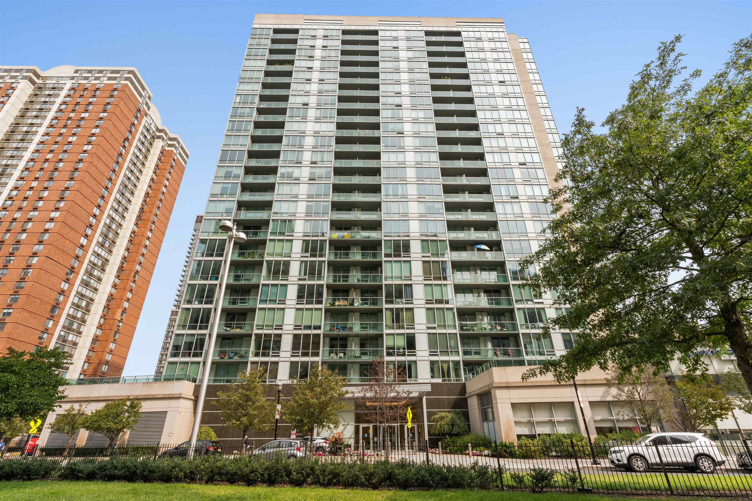 # 250008485 - For Rent in JERSEY CITY - Downtown NJ