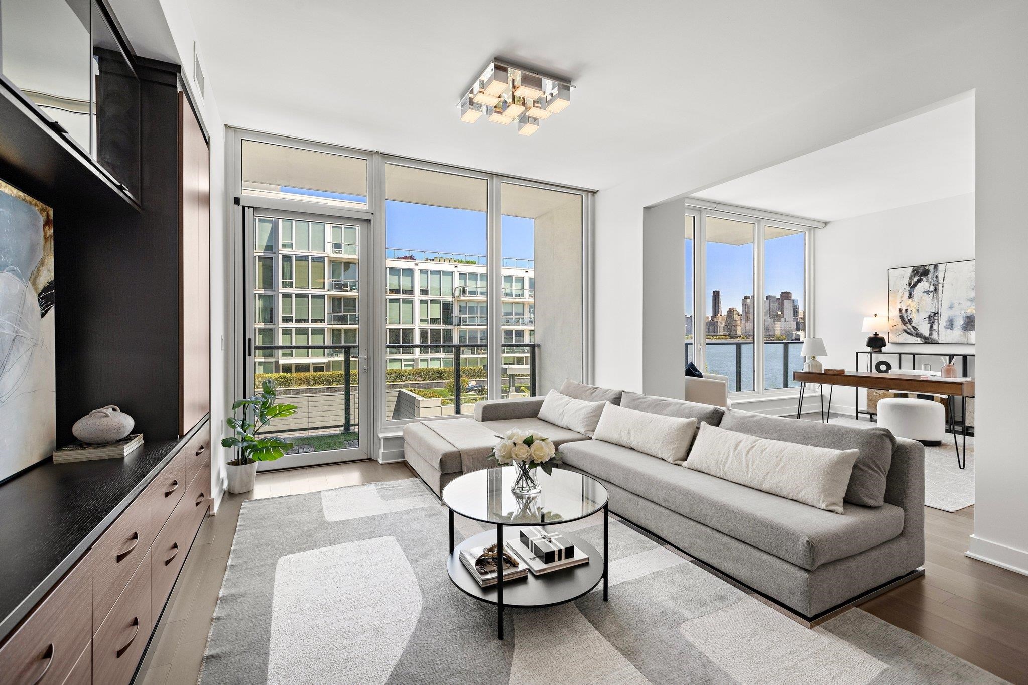 # 250008502 - For Rent in Weehawken NJ