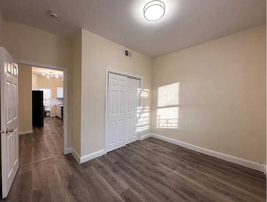 # 250008516 - For Rent in West New York NJ