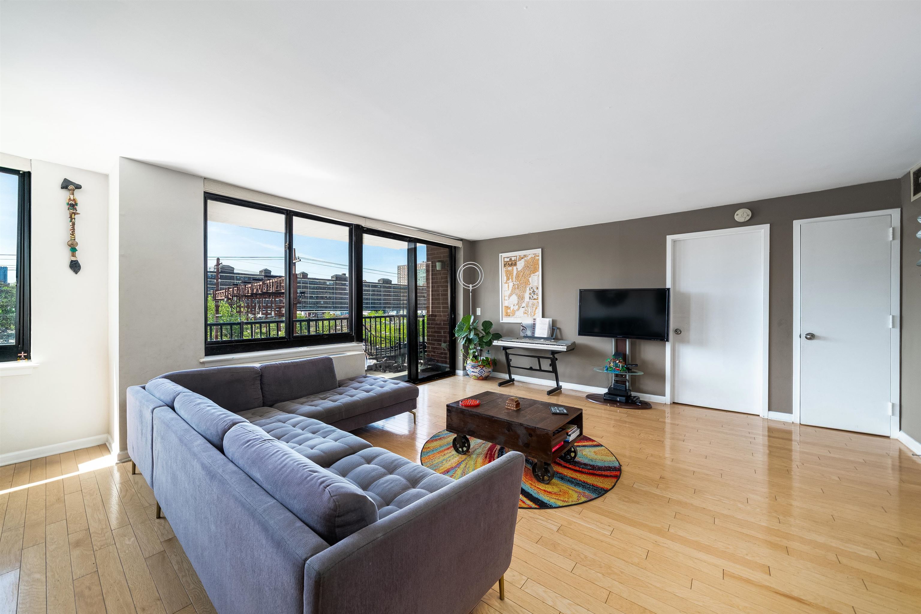 # 250008593 - For Rent in JERSEY CITY - Downtown NJ