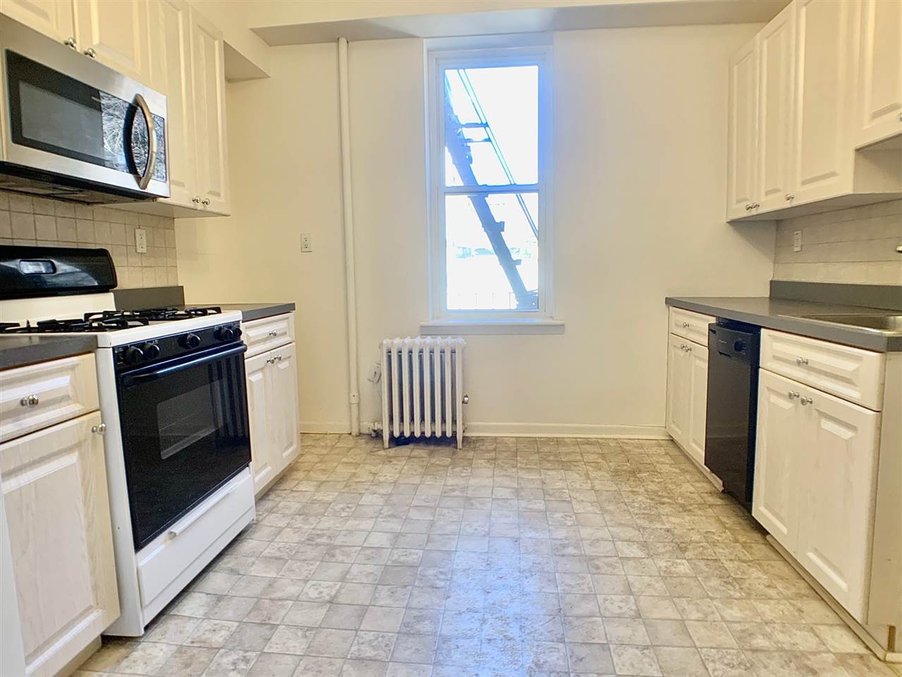 # 250008603 - For Rent in Hoboken NJ