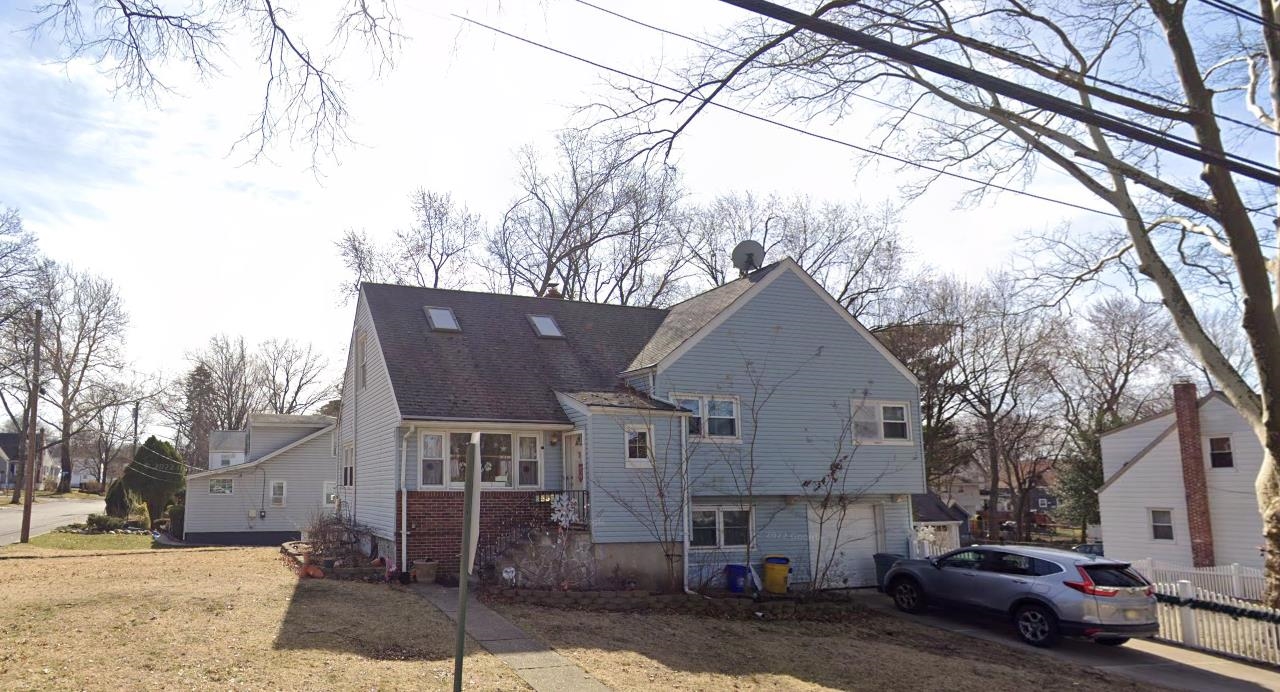 # 250008630 - For Rent in Teaneck NJ