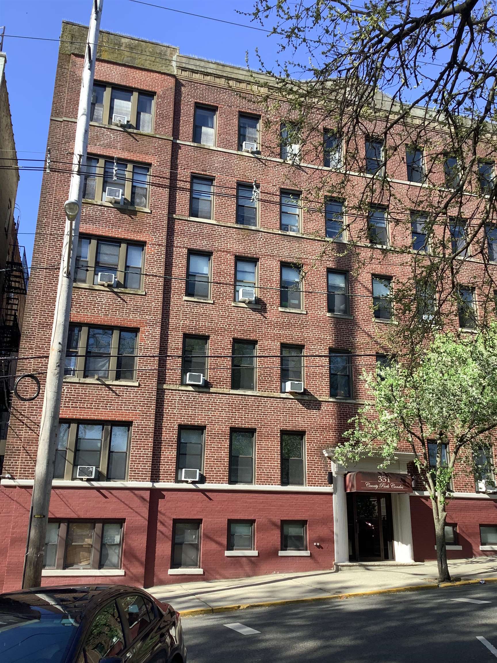 # 250008650 - For Rent in North Bergen NJ