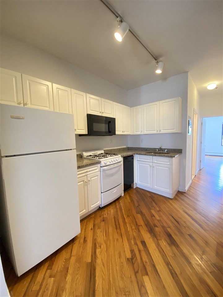 # 250008684 - For Rent in Hoboken NJ