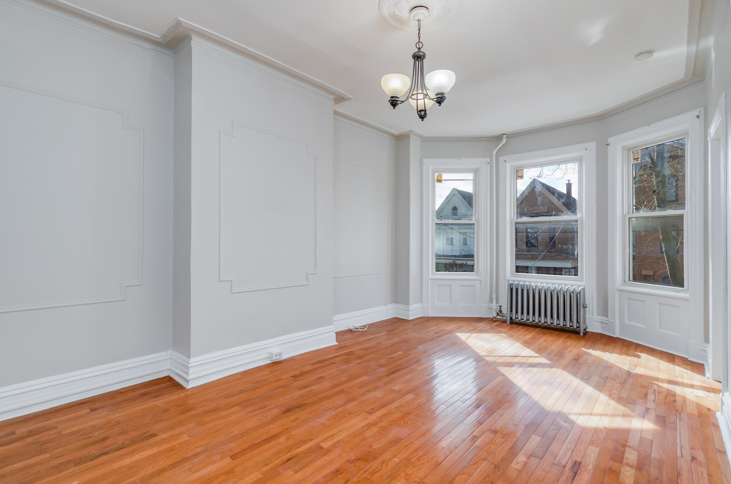 # 250008686 - For Rent in JERSEY CITY - Greenville NJ