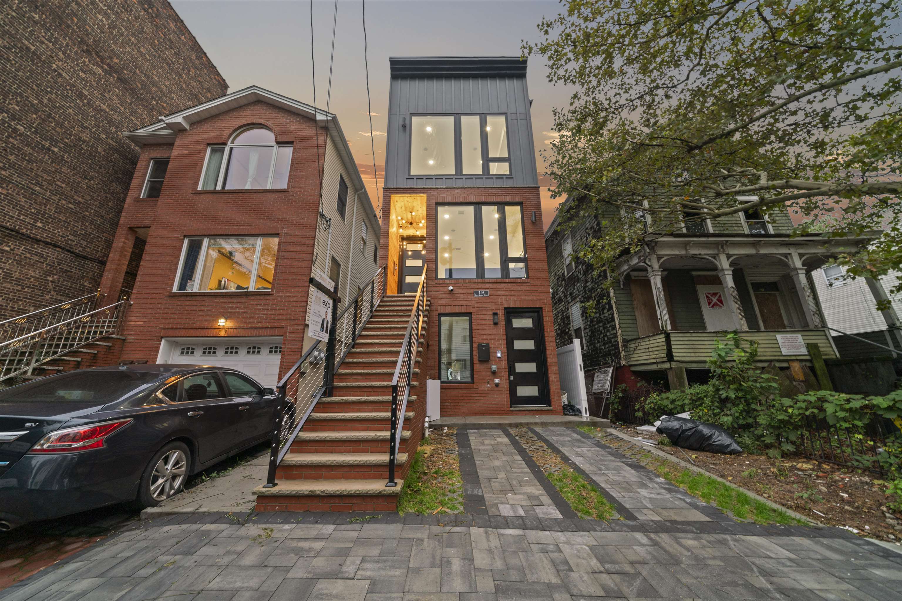 # 250008728 - For Rent in JERSEY CITY - Journal Square NJ