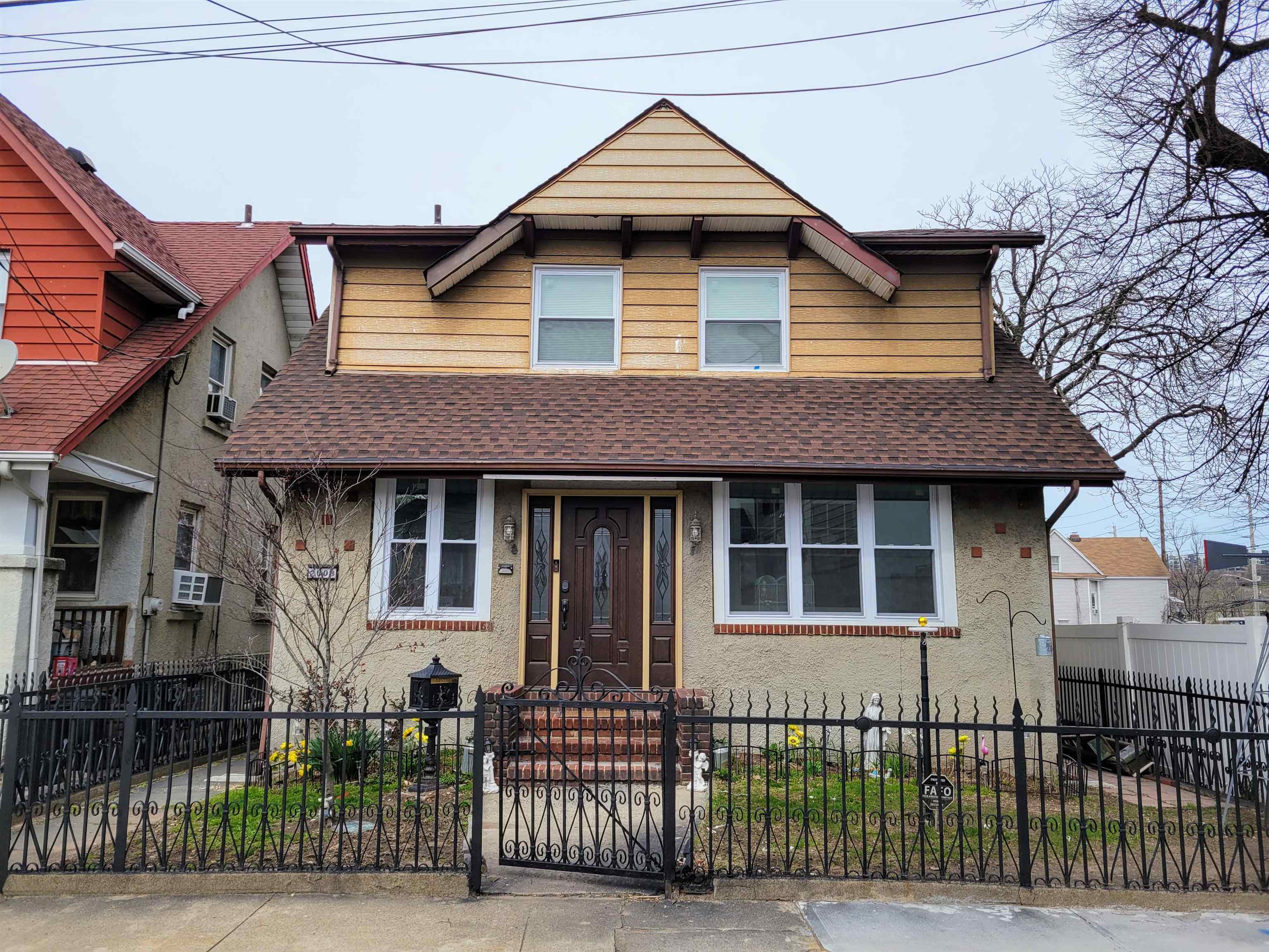 # 250008732 - For Rent in North Bergen NJ