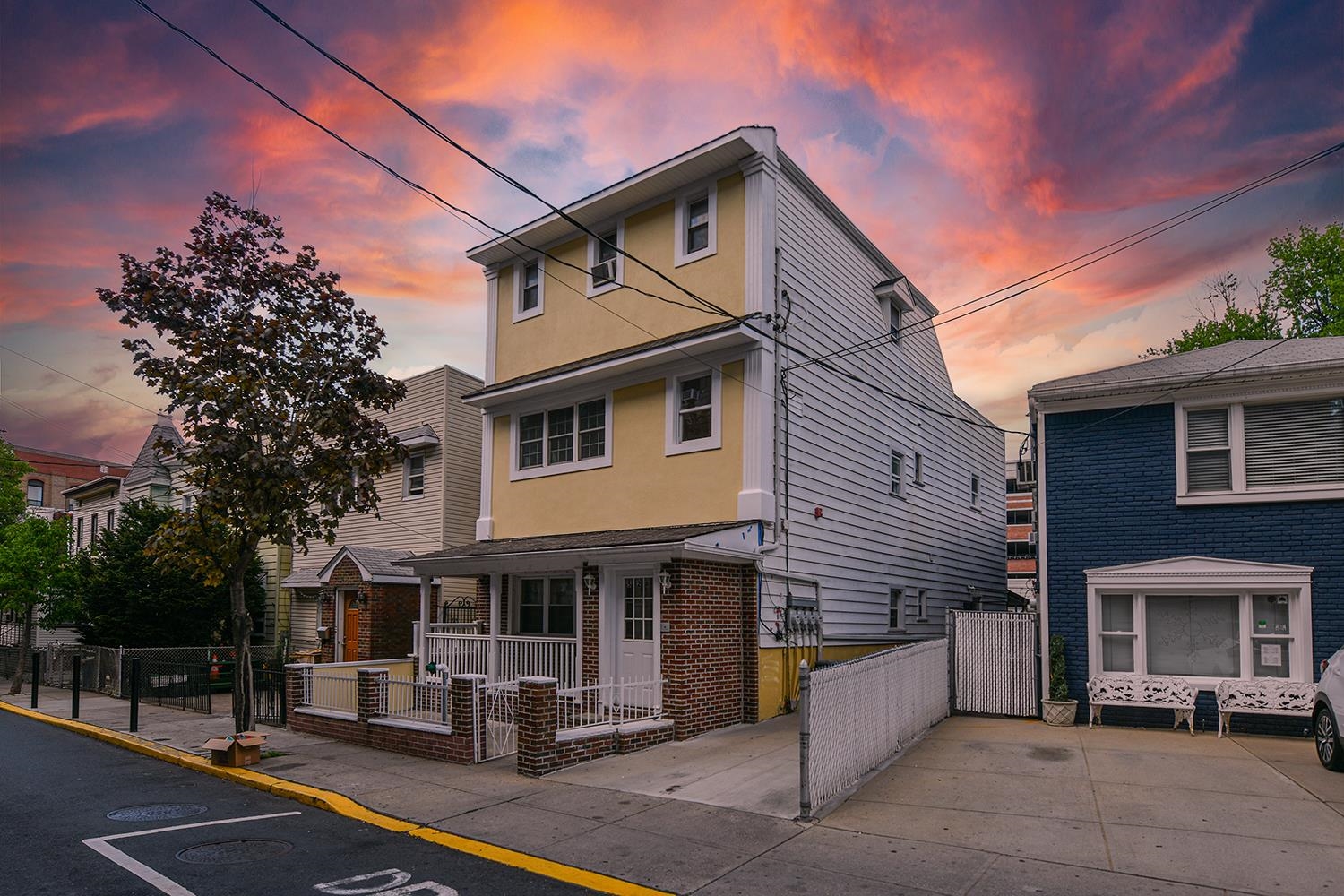 # 250008748 - For Rent in Union City NJ