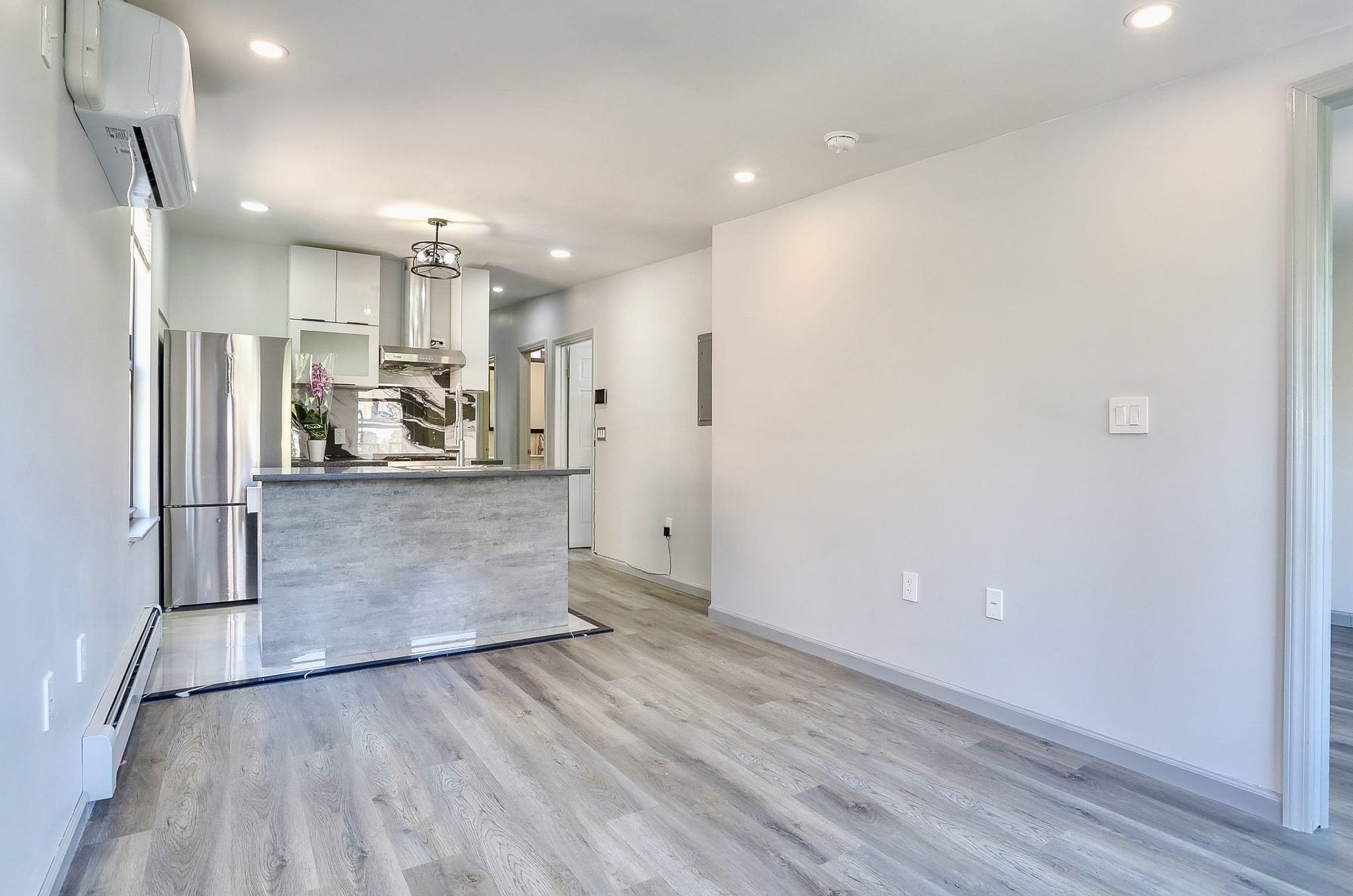 # 250008752 - For Rent in JERSEY CITY - Downtown NJ