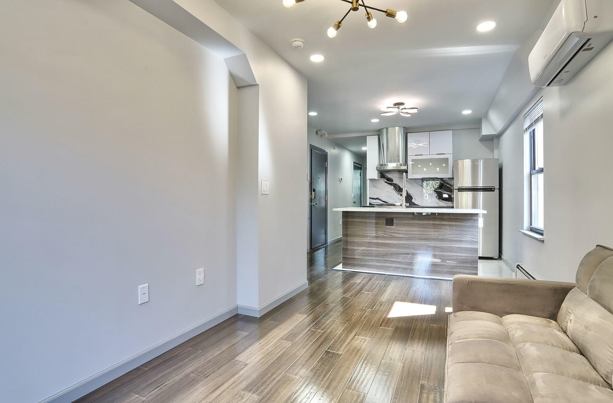 # 250008755 - For Rent in JERSEY CITY - Downtown NJ