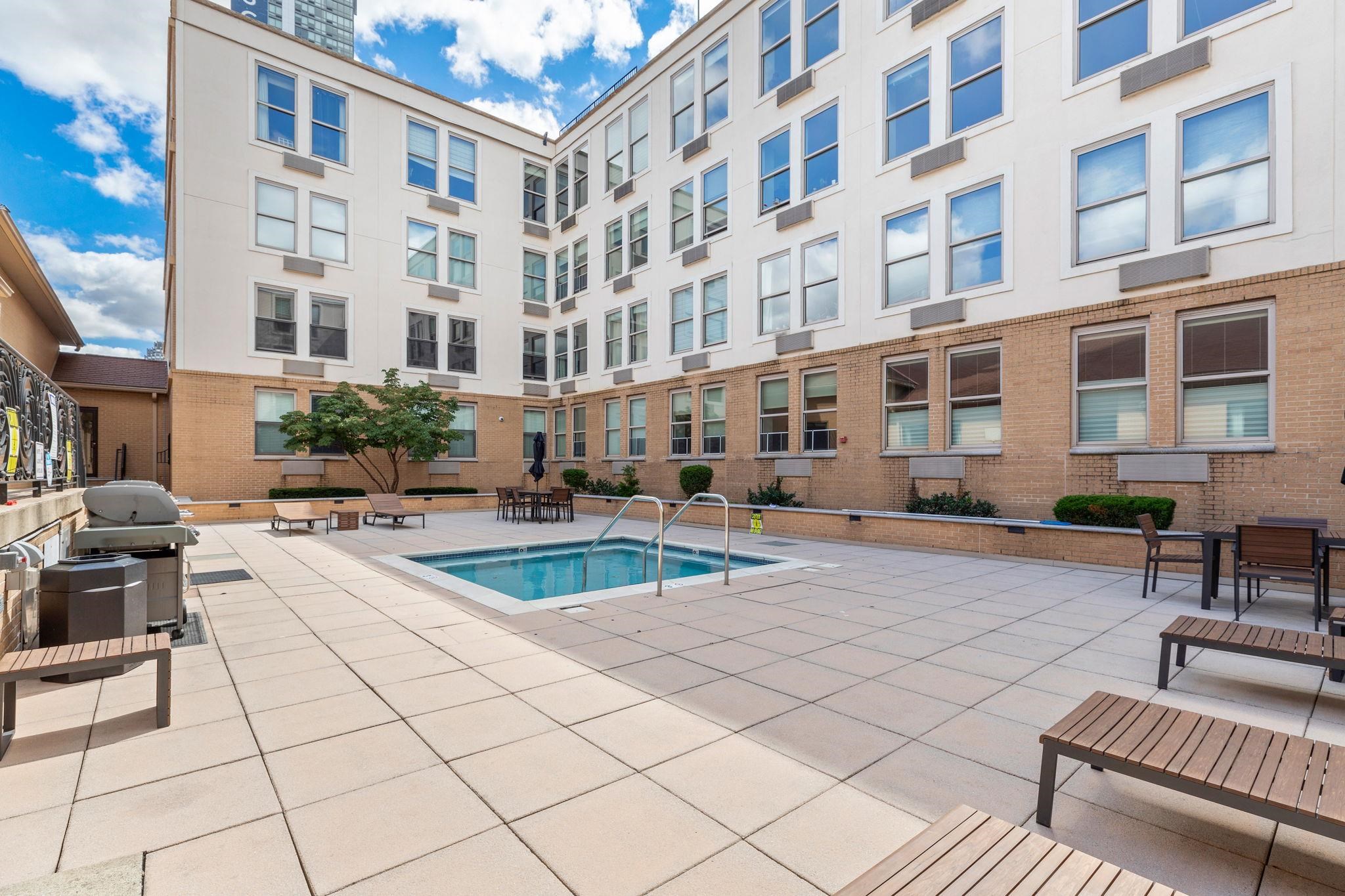 # 250008763 - For Rent in JERSEY CITY - Downtown NJ