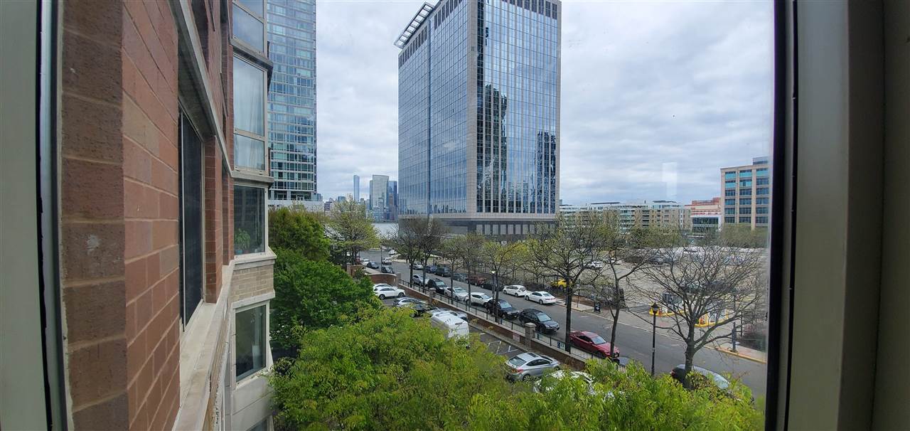 # 250008774 - For Rent in JERSEY CITY - Downtown NJ