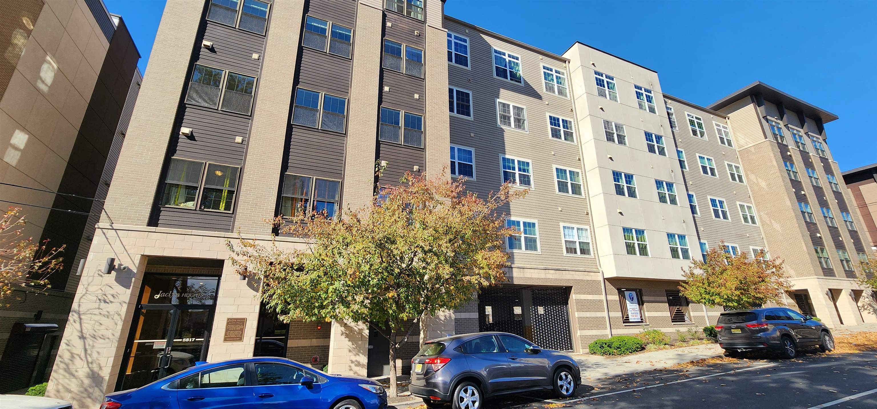 # 250008793 - For Rent in West New York NJ