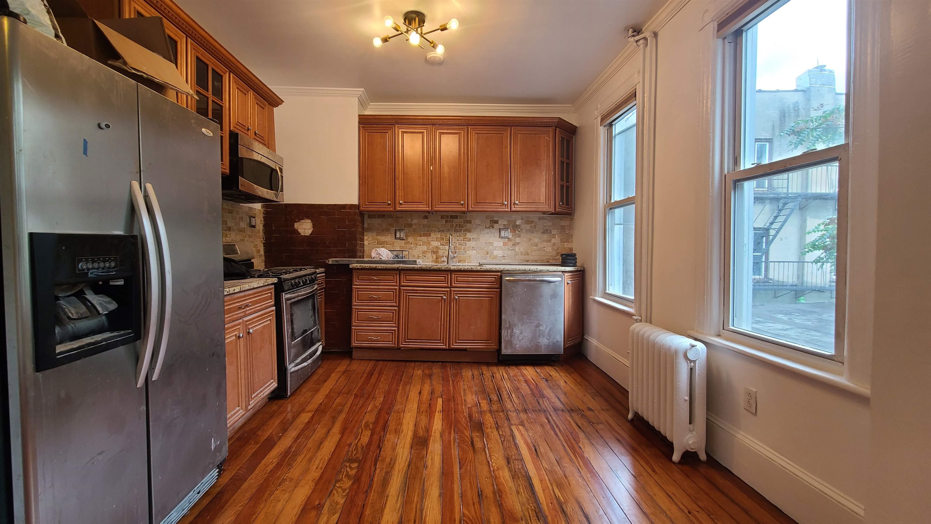 # 250008802 - For Rent in Weehawken NJ