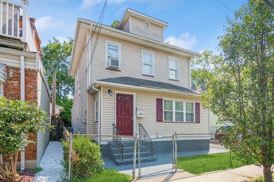 # 250008817 - For Rent in Union NJ