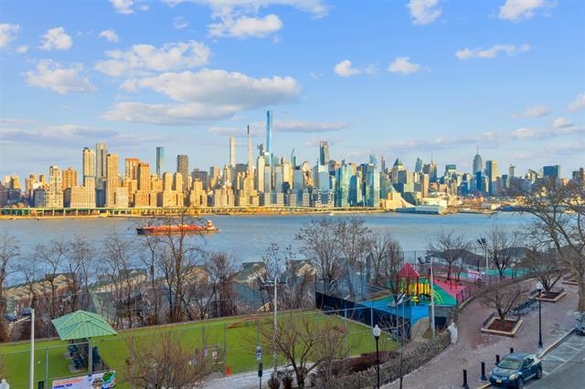 # 250008837 - For Rent in West New York NJ