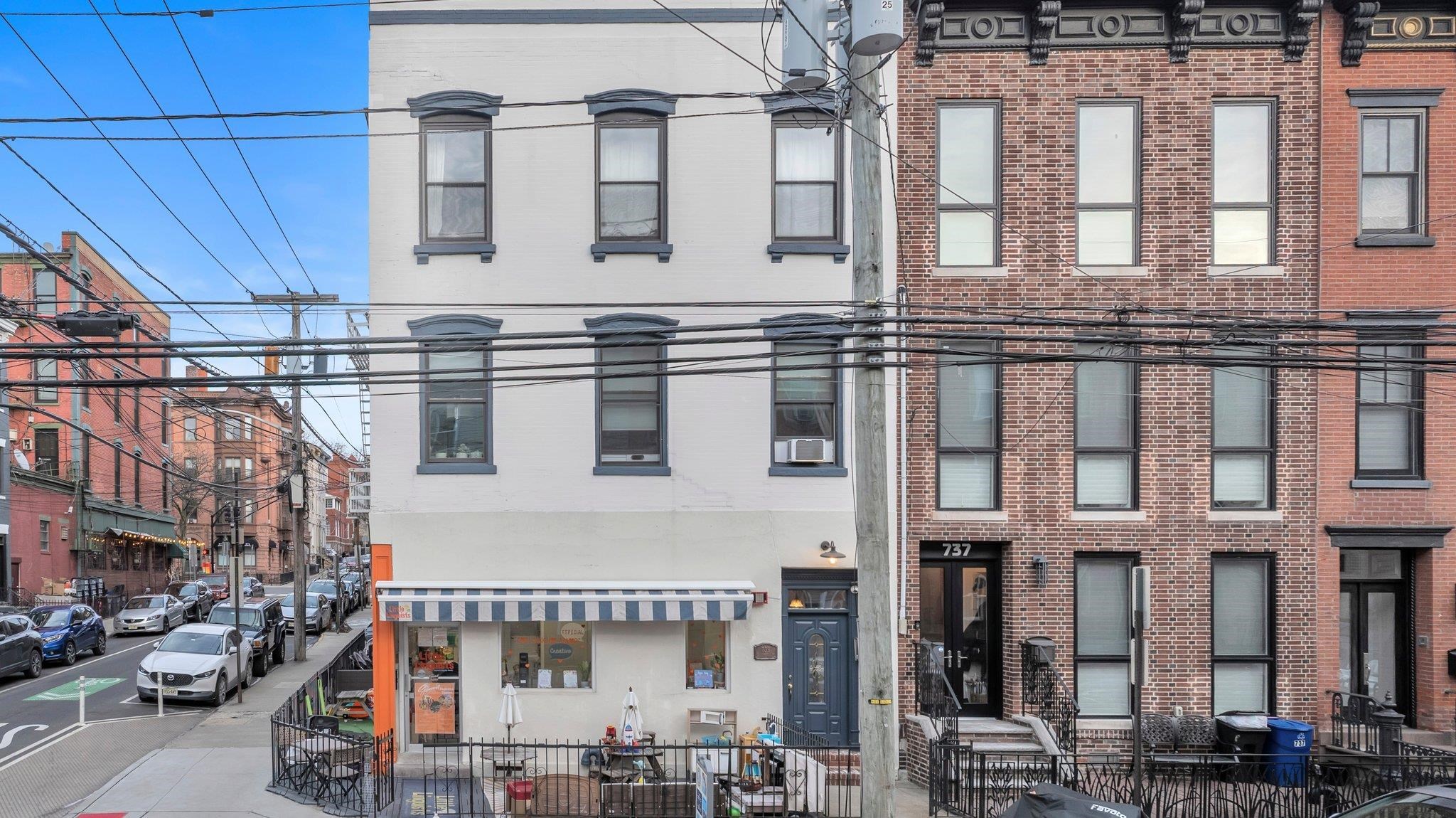 # 250008847 - For Rent in Hoboken NJ