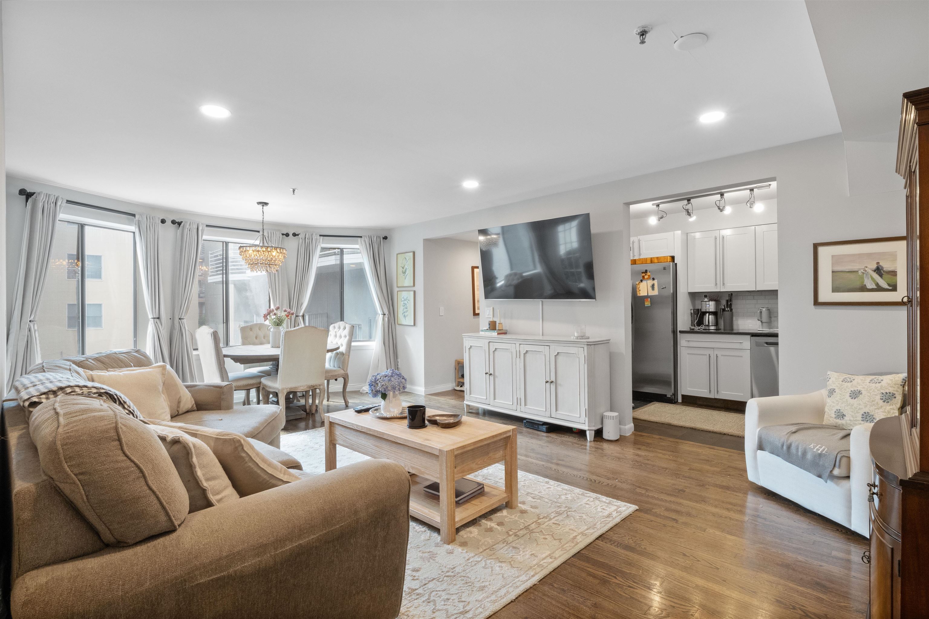 # 250008884 - For Rent in Hoboken NJ