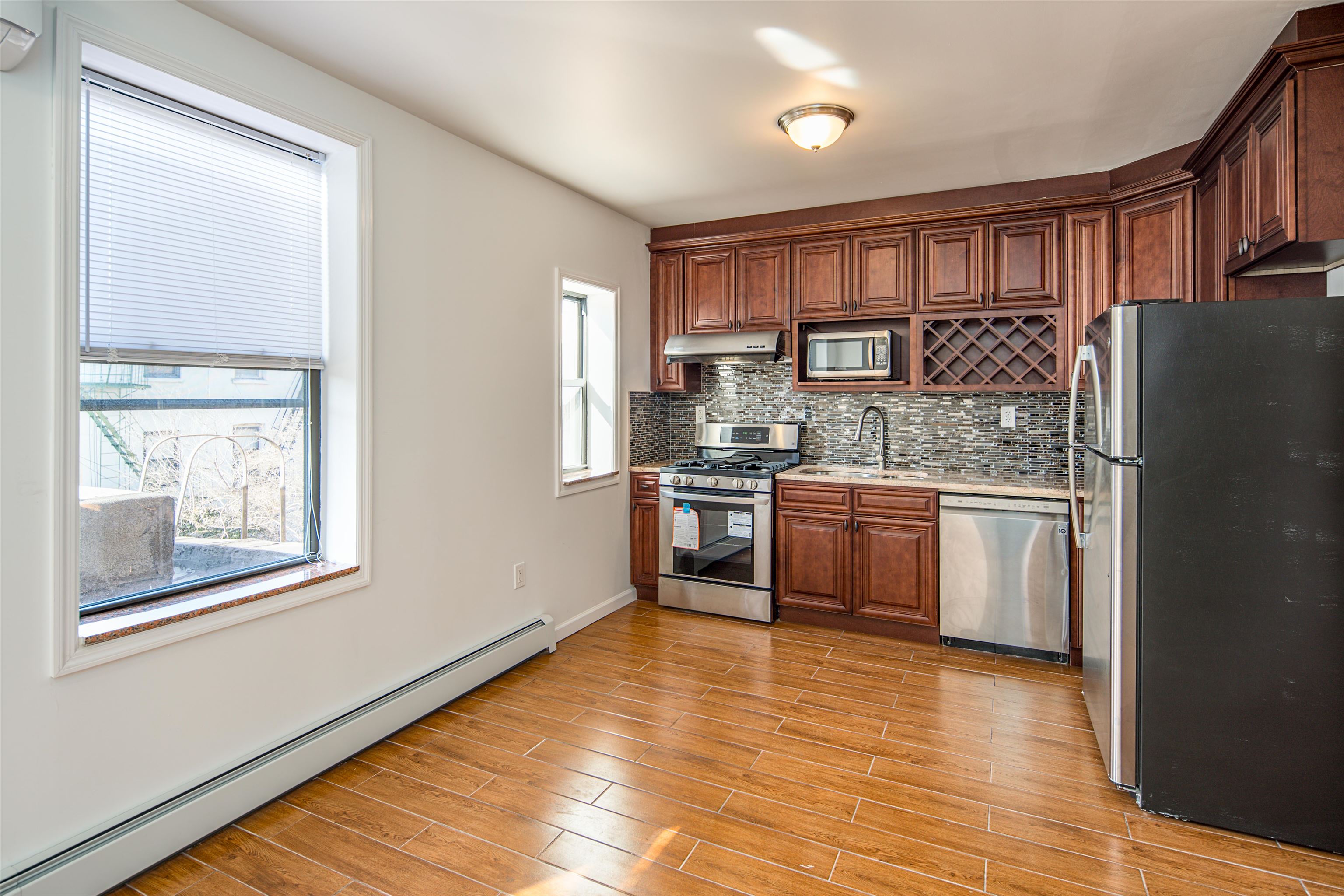 # 250008885 - For Rent in Hoboken NJ