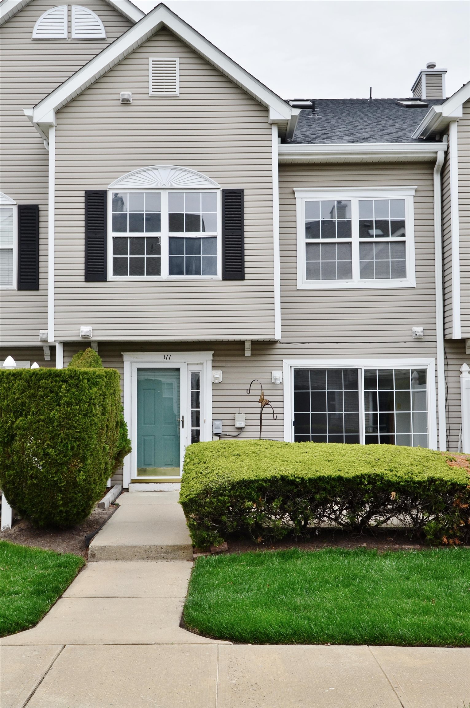 # 250008902 - For Rent in HOWELL NJ