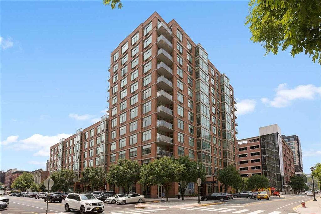 # 250008919 - For Rent in Hoboken NJ