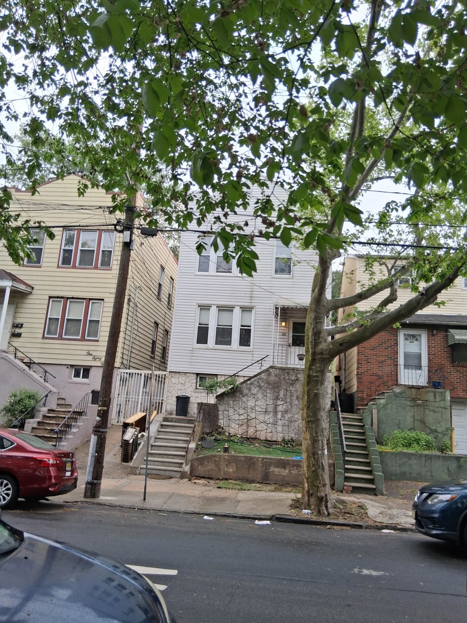 # 250008943 - For Rent in JERSEY CITY - Heights NJ