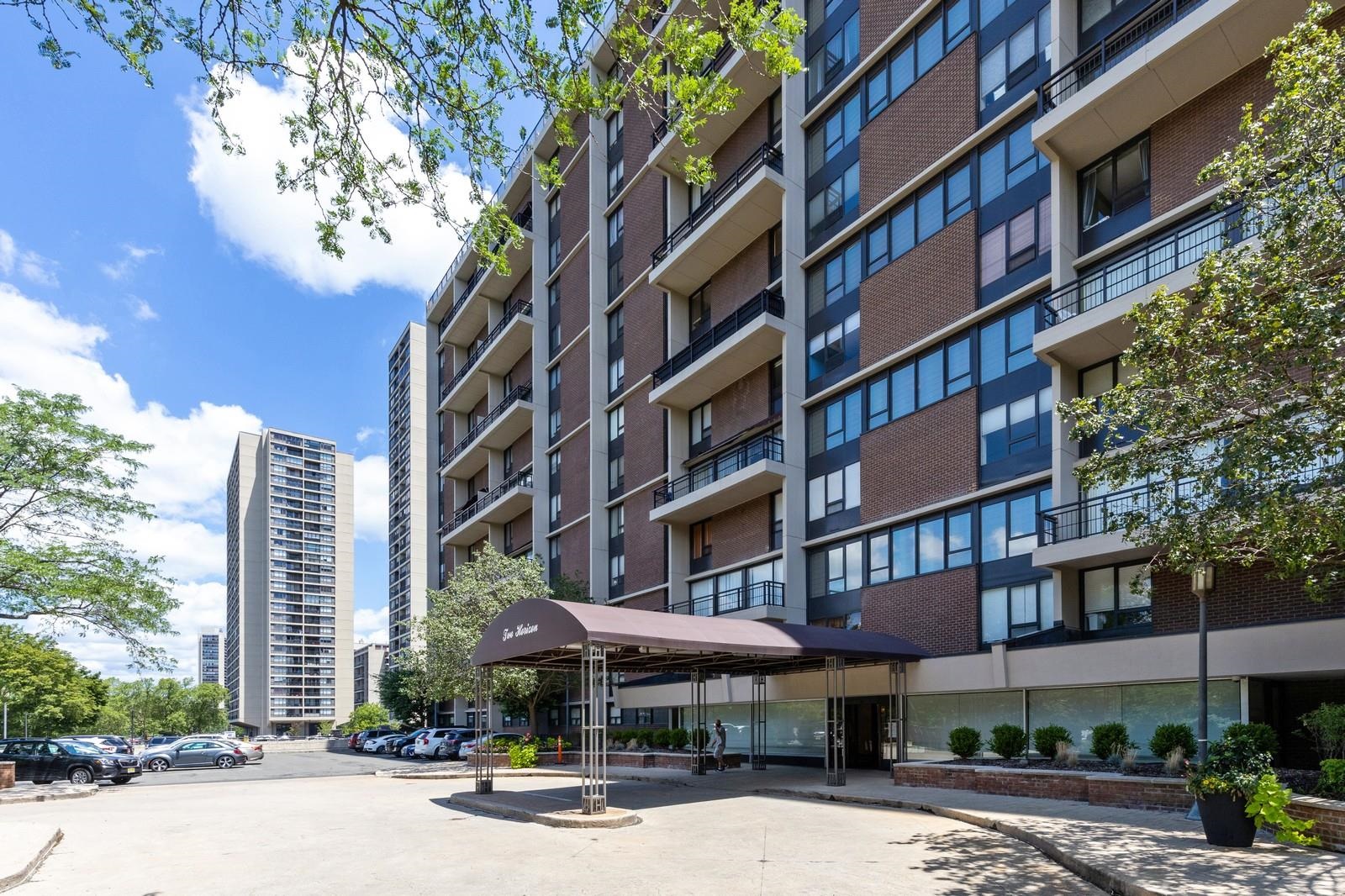 # 250008967 - For Rent in Fort Lee NJ