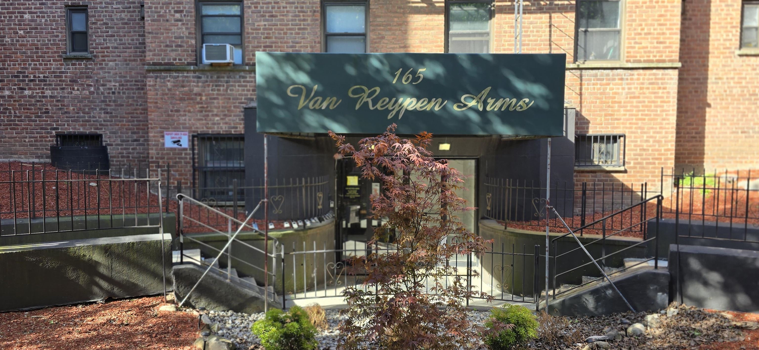 # 250008975 - For Rent in JERSEY CITY - Journal Square NJ