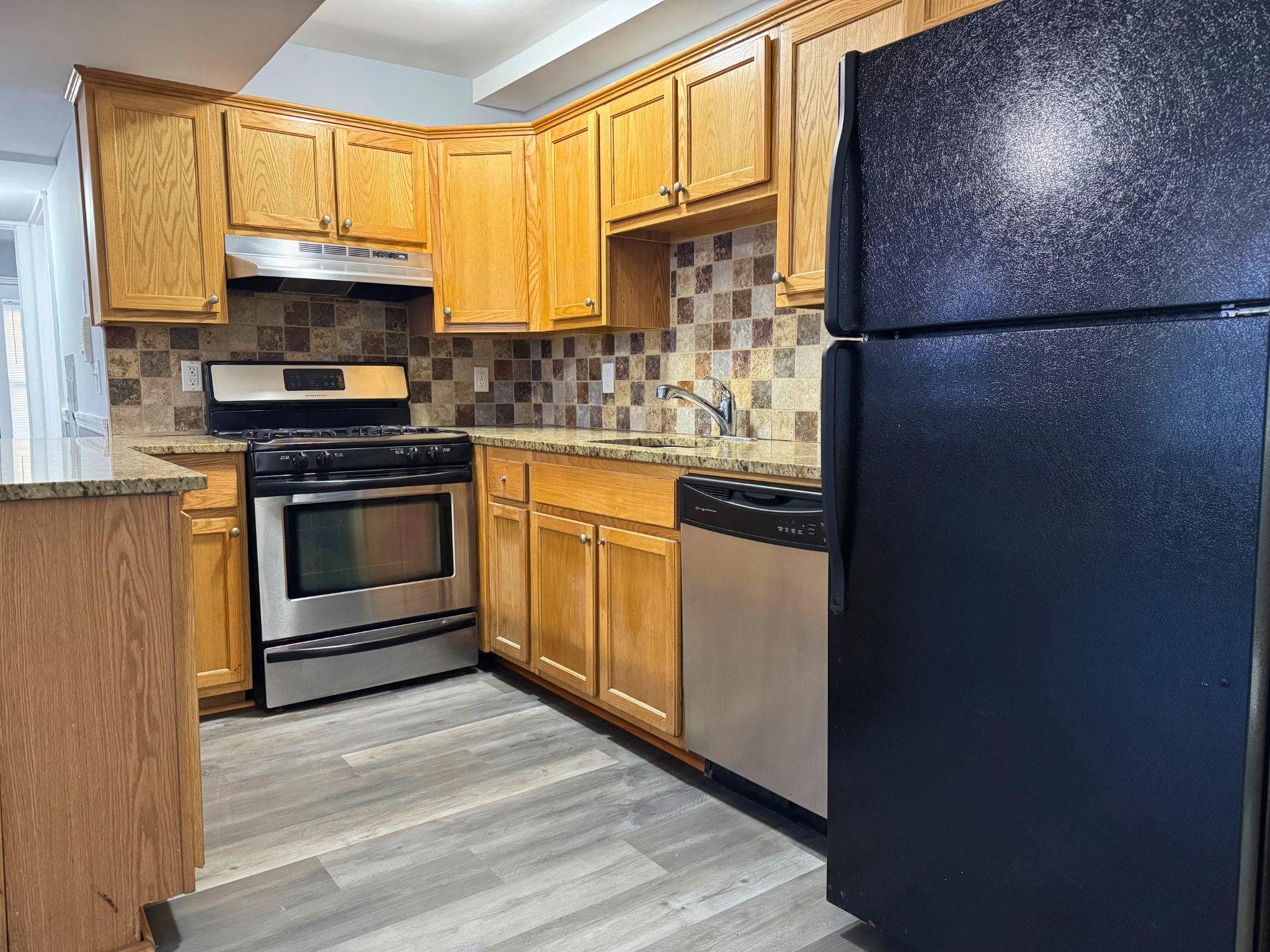 # 250008980 - For Rent in JERSEY CITY - Bergen-Lafayett NJ
