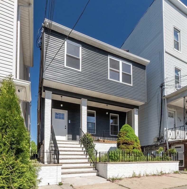 # 250008995 - For Rent in Bayonne NJ