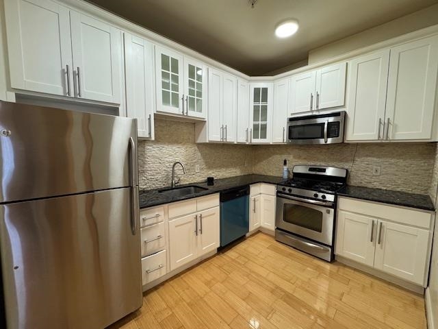 # 250009008 - For Rent in JERSEY CITY - Heights NJ