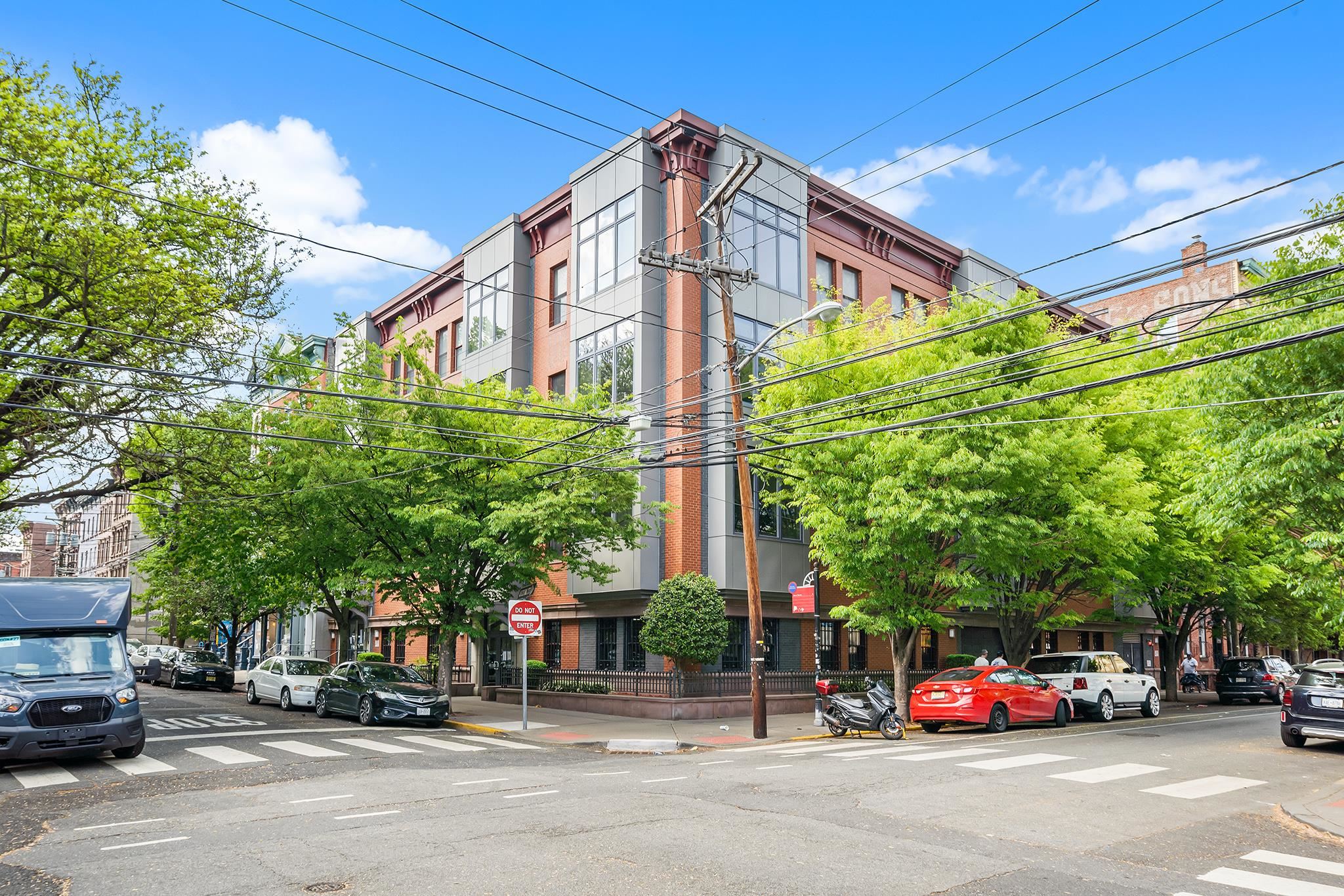 # 250009030 - For Rent in JERSEY CITY - Downtown NJ